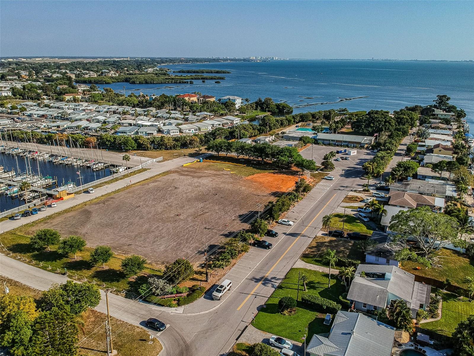 Image 39 of 74 For 1811 Marilyn Avenue