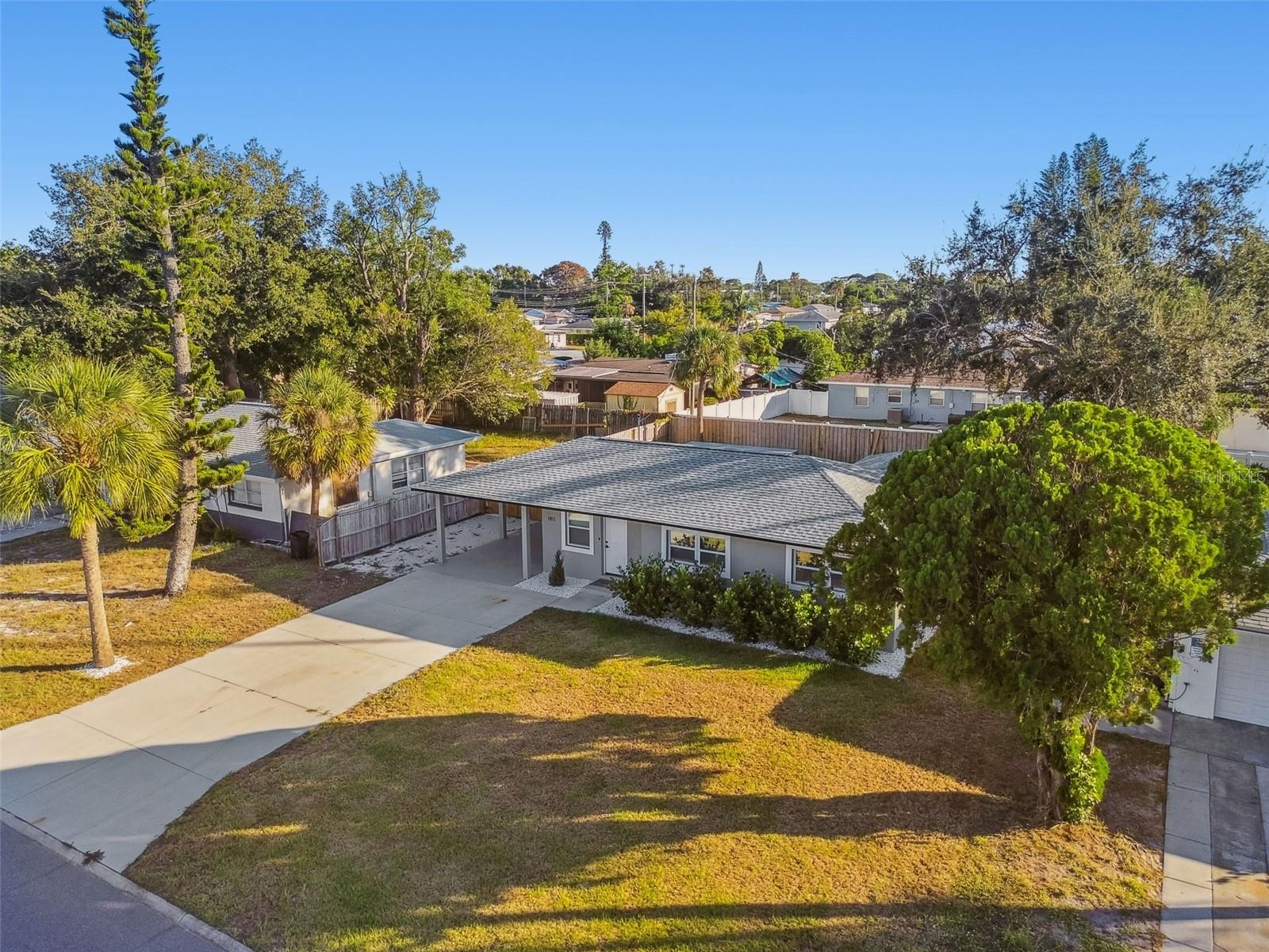 Image 4 of 74 For 1811 Marilyn Avenue