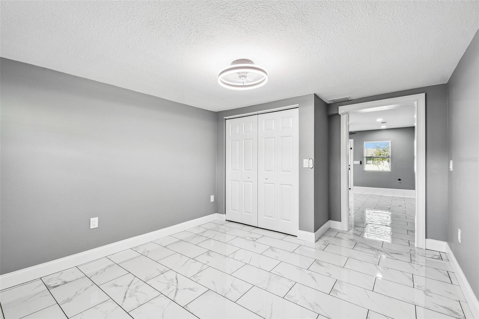 Image 43 of 74 For 1811 Marilyn Avenue