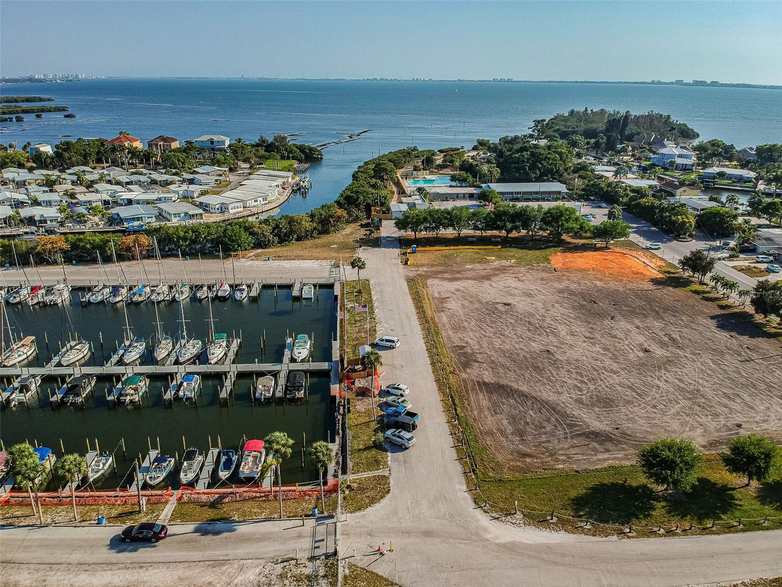 Image 45 of 74 For 1811 Marilyn Avenue