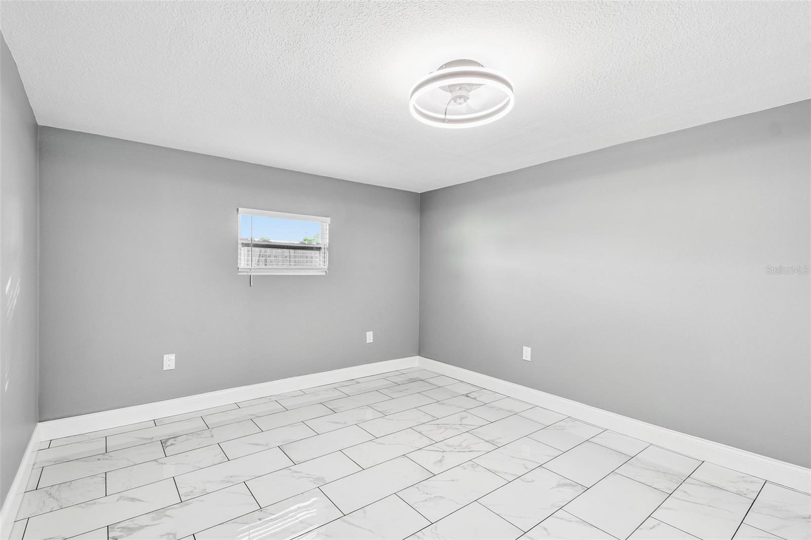 Image 48 of 74 For 1811 Marilyn Avenue