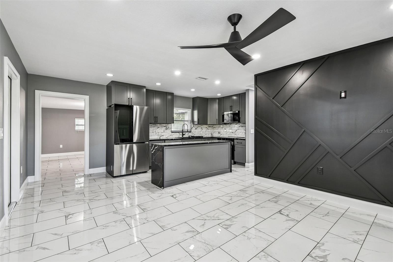 Image 49 of 74 For 1811 Marilyn Avenue