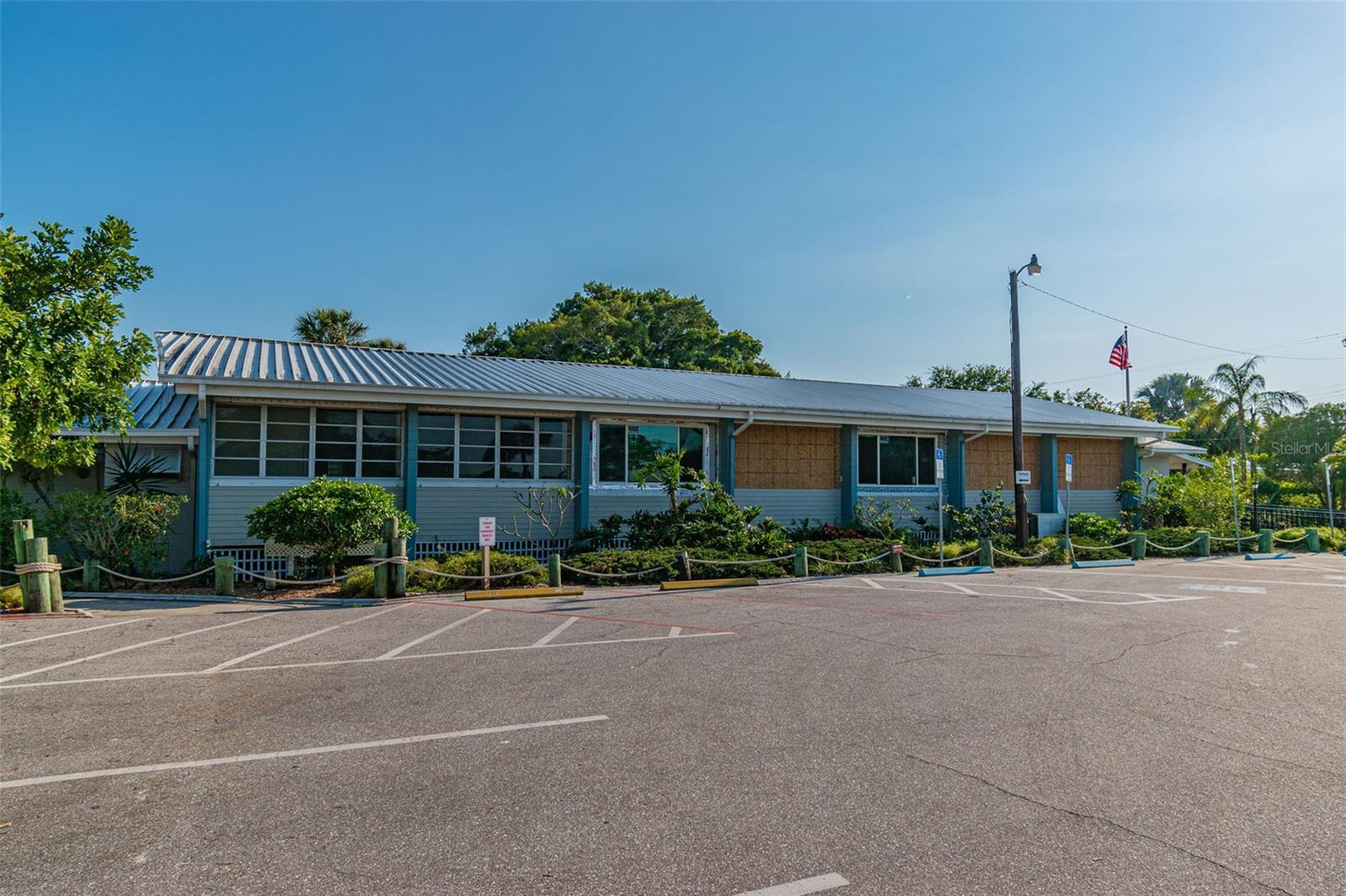 Image 53 of 74 For 1811 Marilyn Avenue