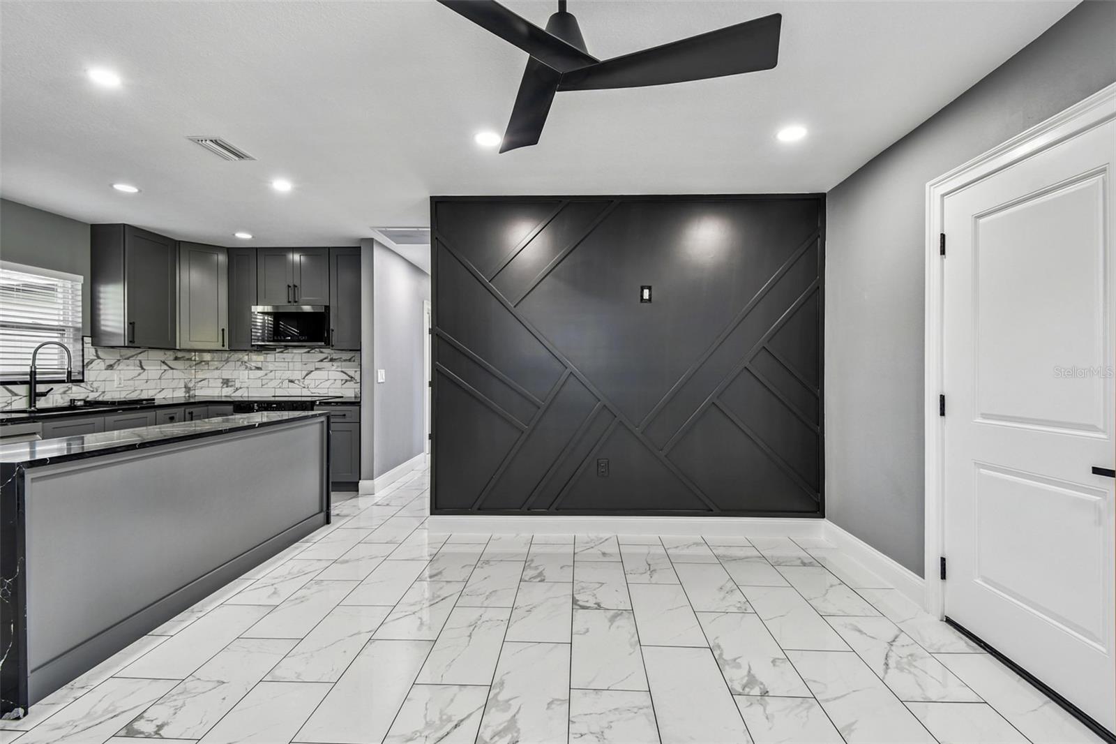 Image 55 of 74 For 1811 Marilyn Avenue