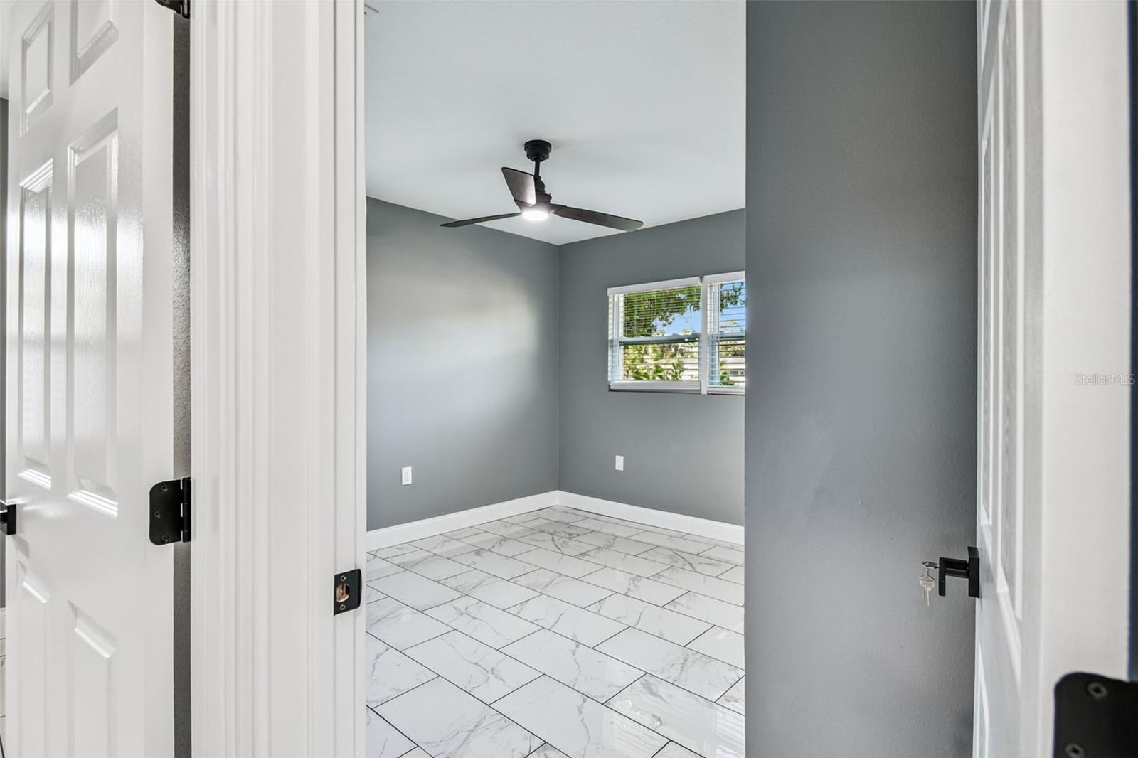 Image 63 of 74 For 1811 Marilyn Avenue