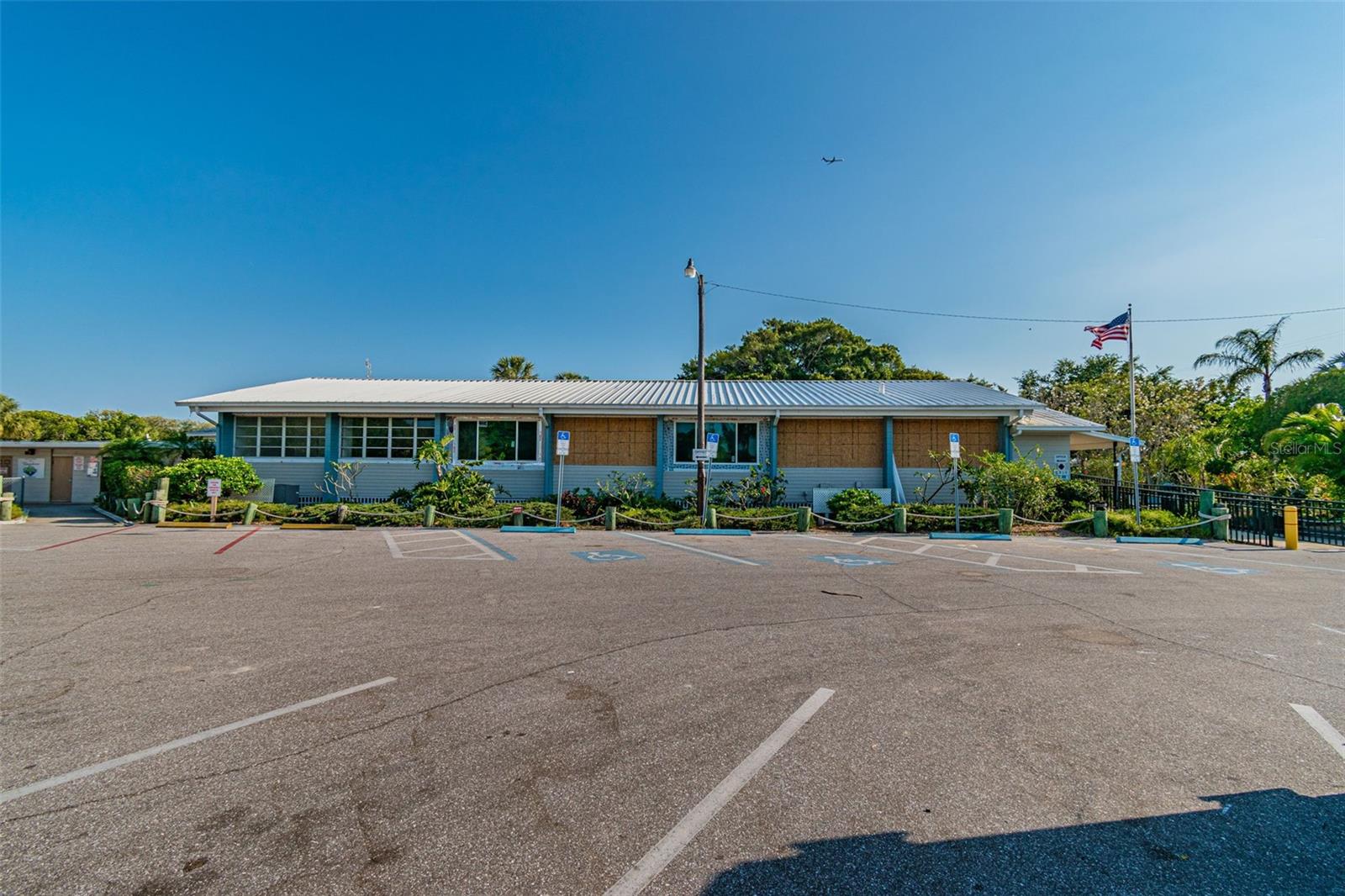 Image 72 of 74 For 1811 Marilyn Avenue