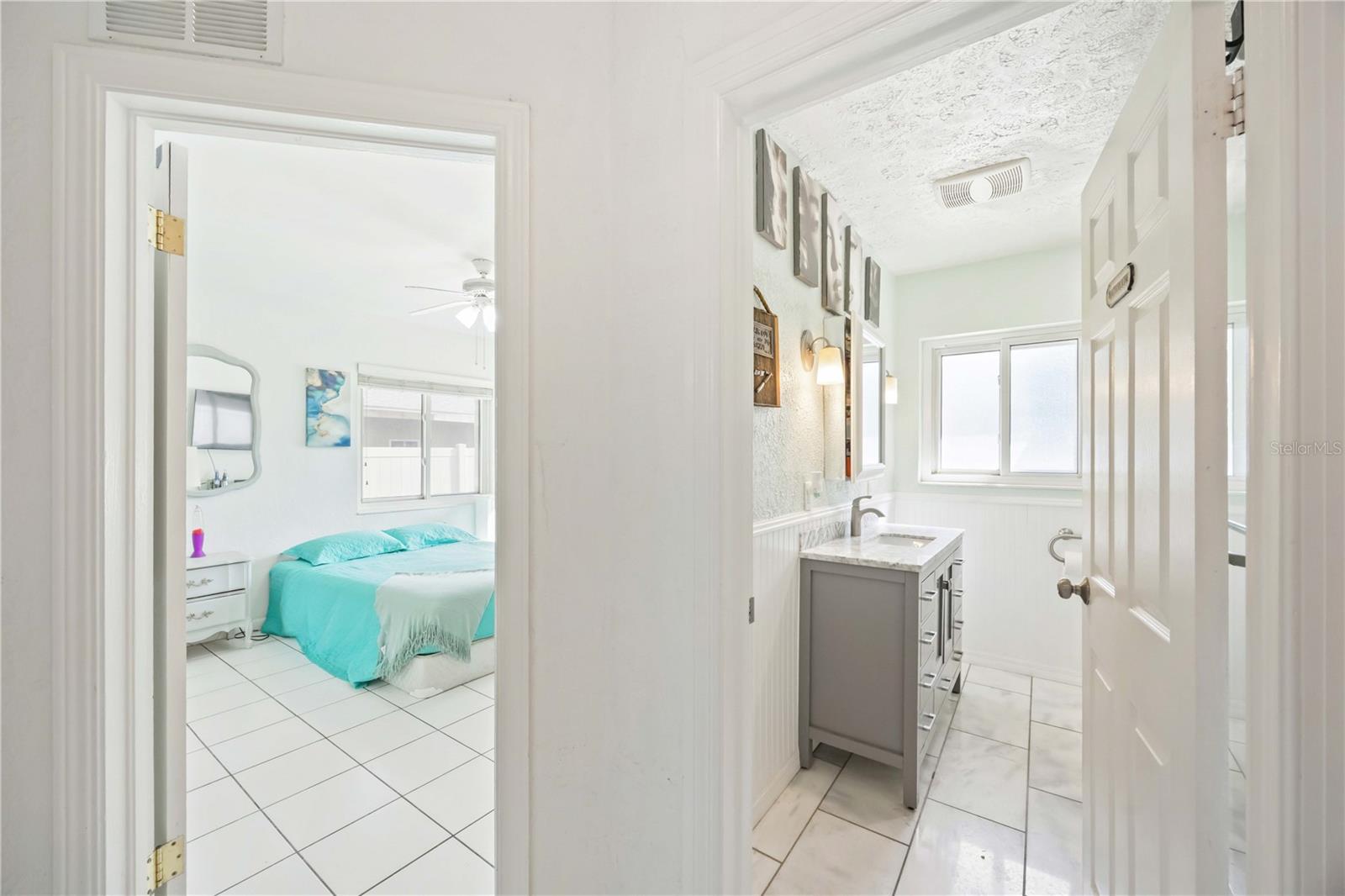 Image 19 of 35 For 2811 17th Avenue W