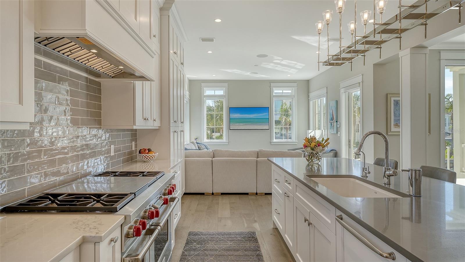 Listing photo id 27 for 1516 Sandpiper Lane