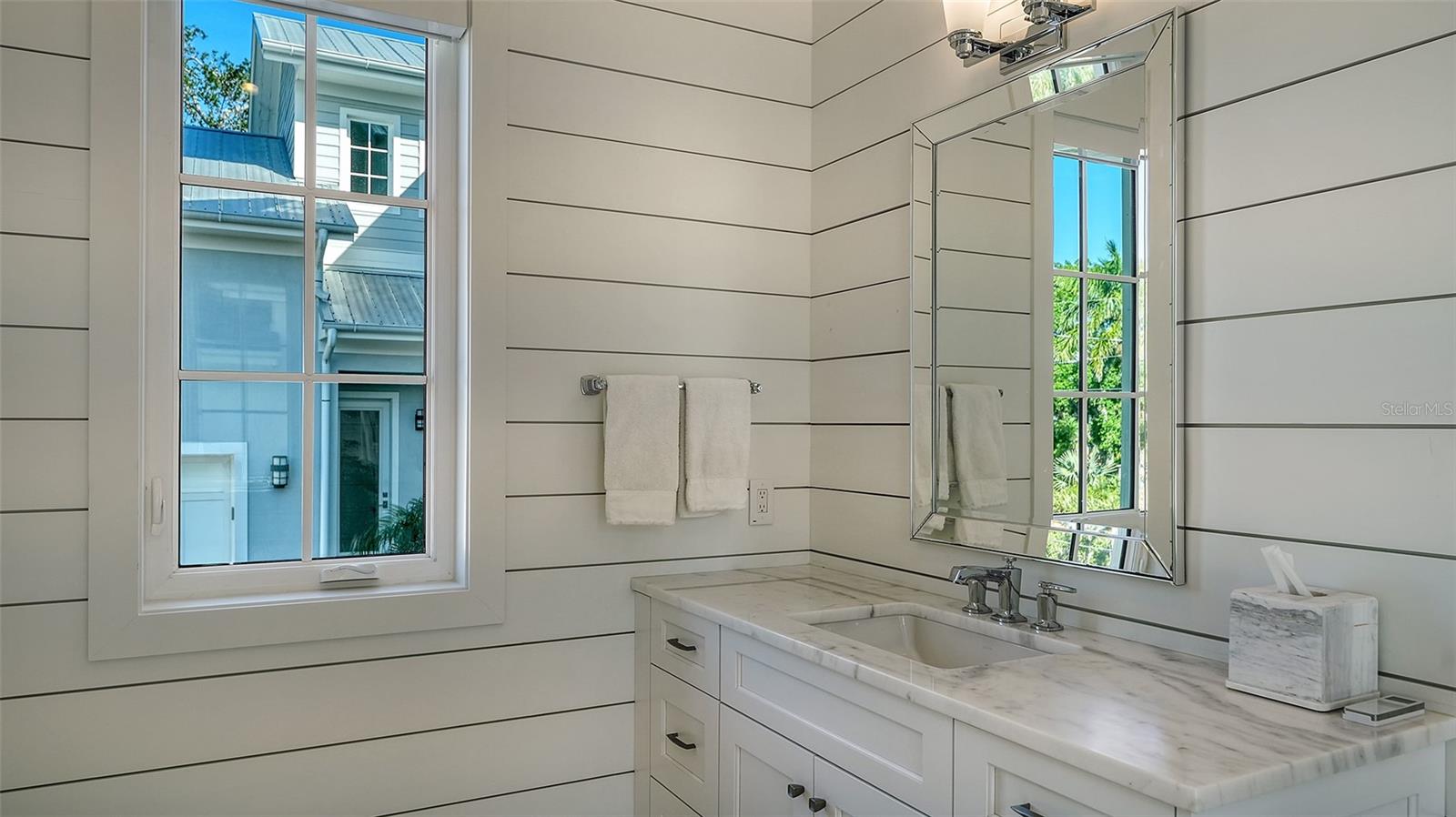 Listing photo id 42 for 1516 Sandpiper Lane