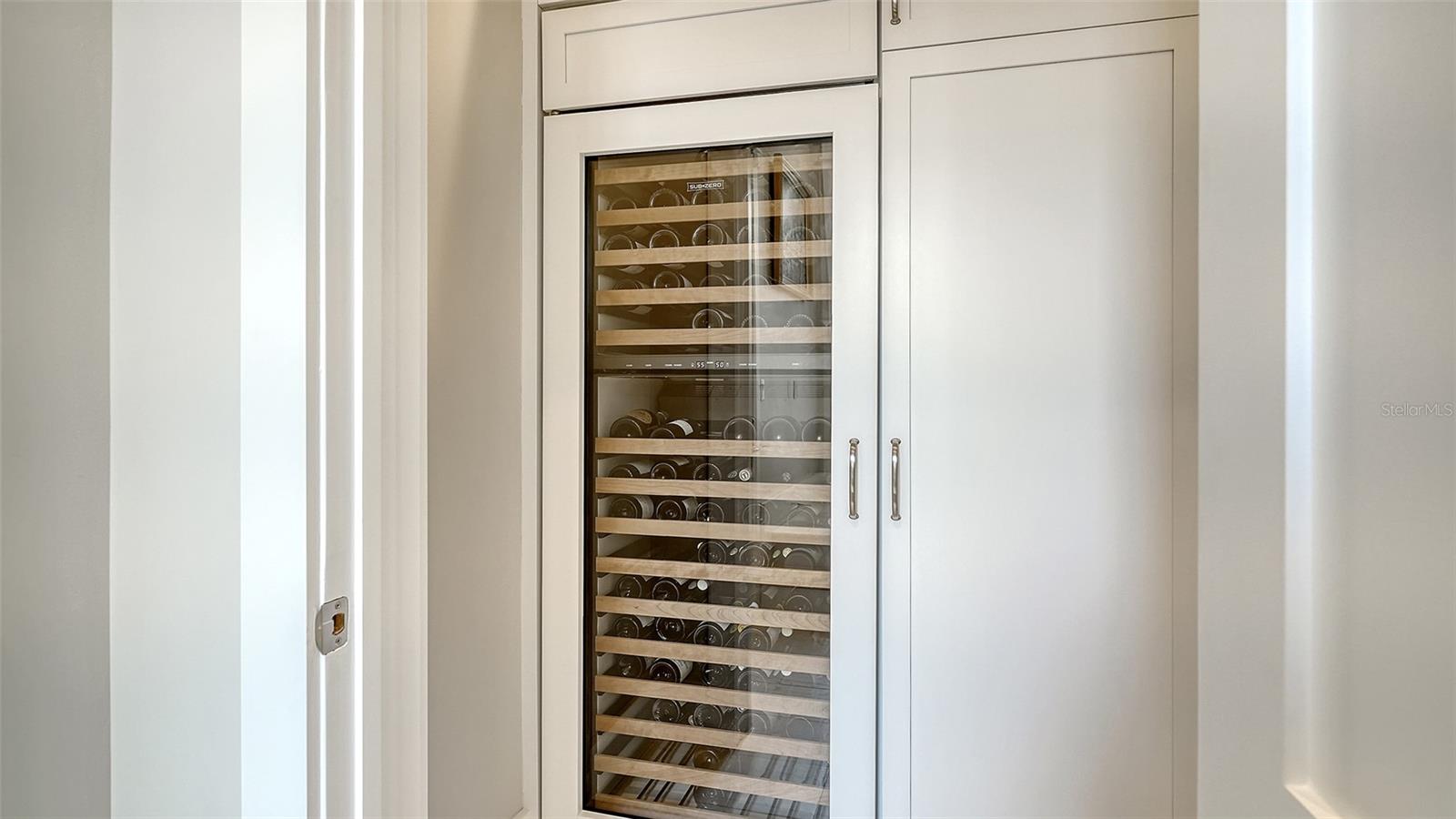 Listing photo id 47 for 1516 Sandpiper Lane