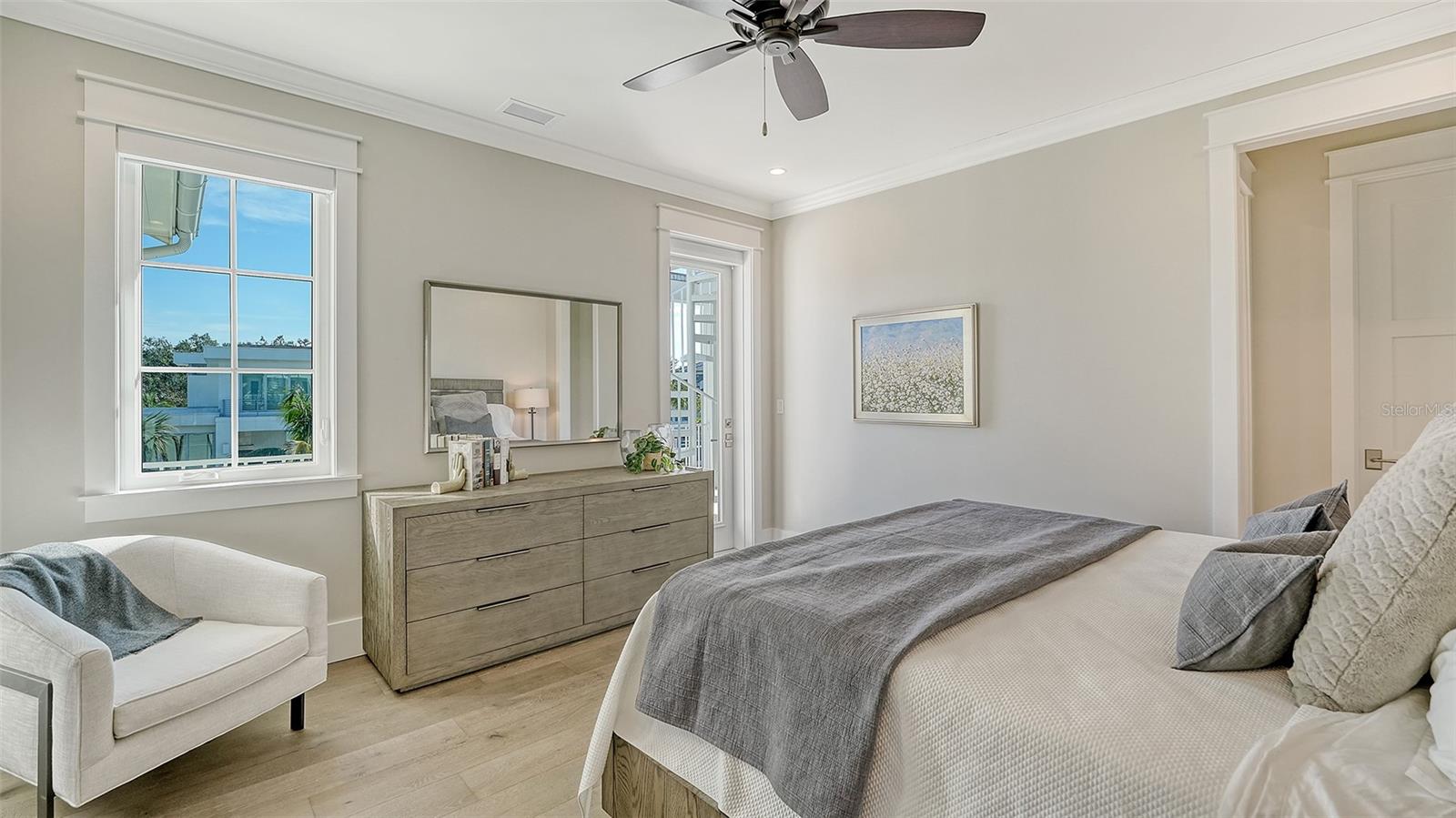 Listing photo id 50 for 1516 Sandpiper Lane