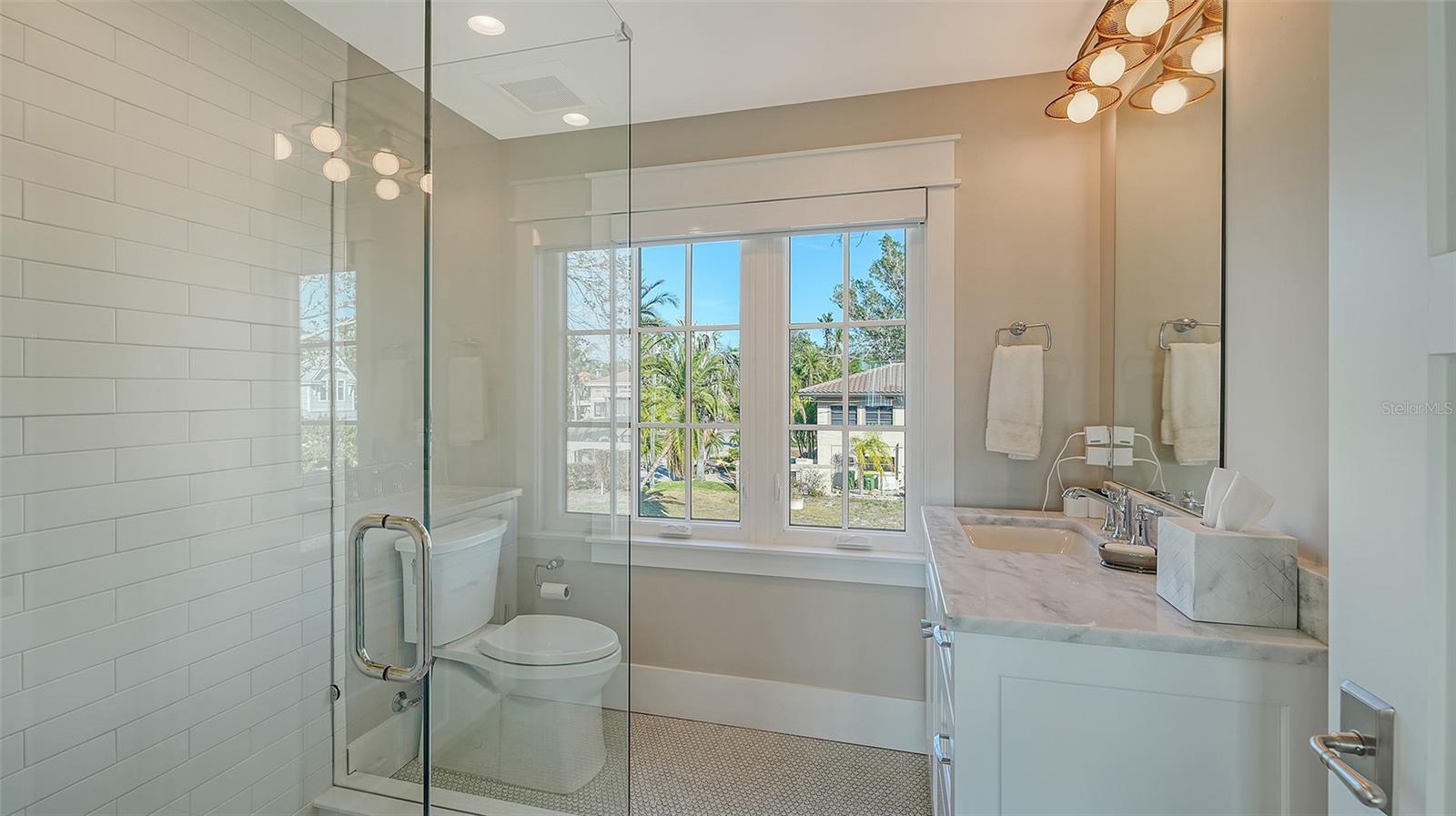 Listing photo id 65 for 1516 Sandpiper Lane