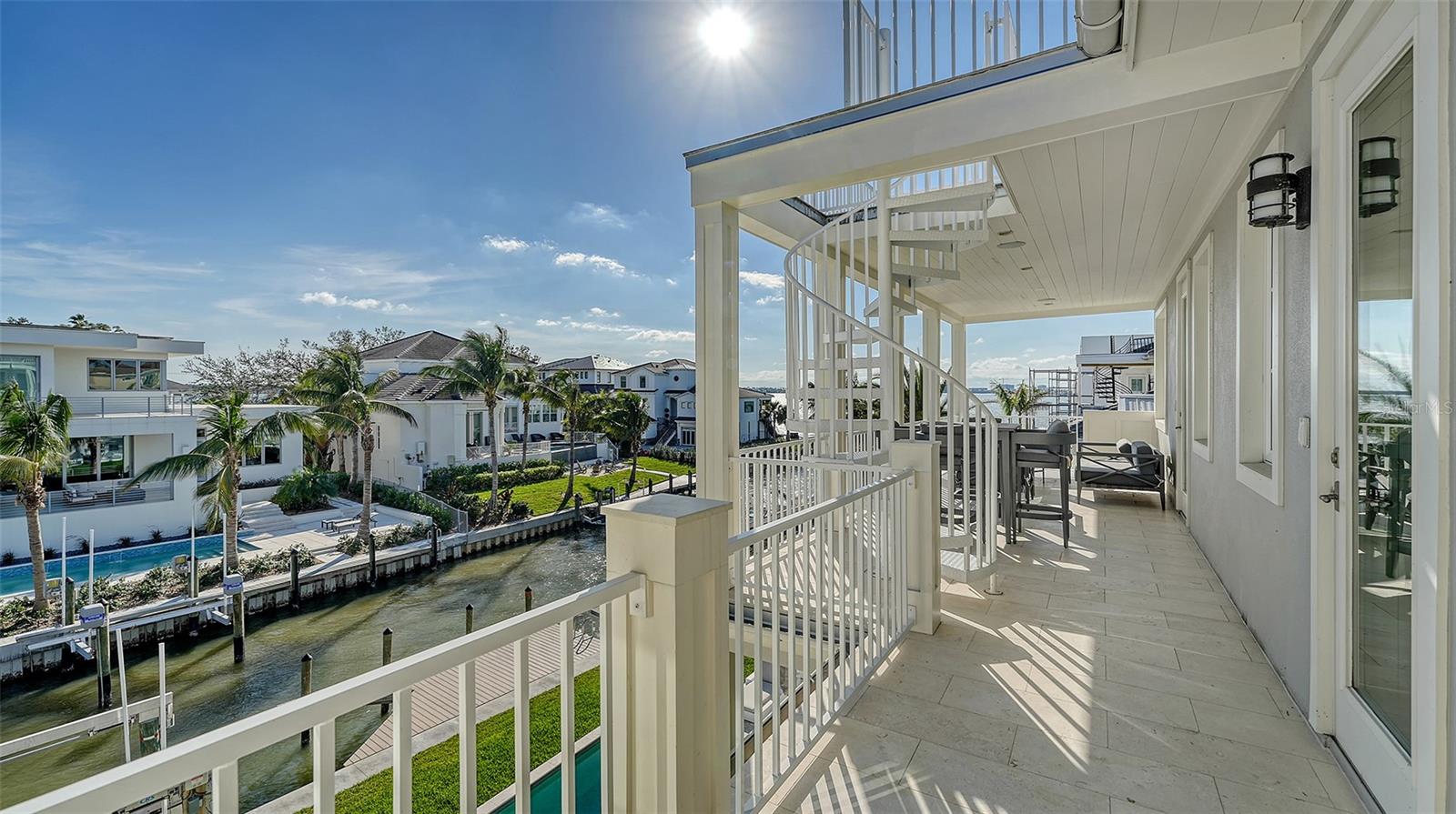 Listing photo id 70 for 1516 Sandpiper Lane