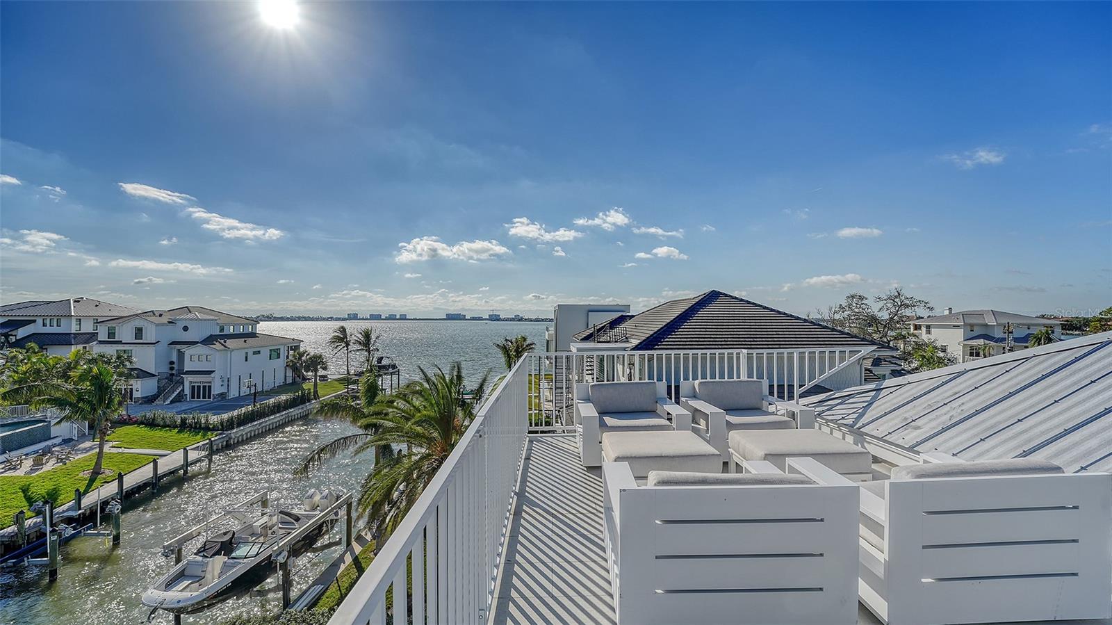 Listing photo id 72 for 1516 Sandpiper Lane