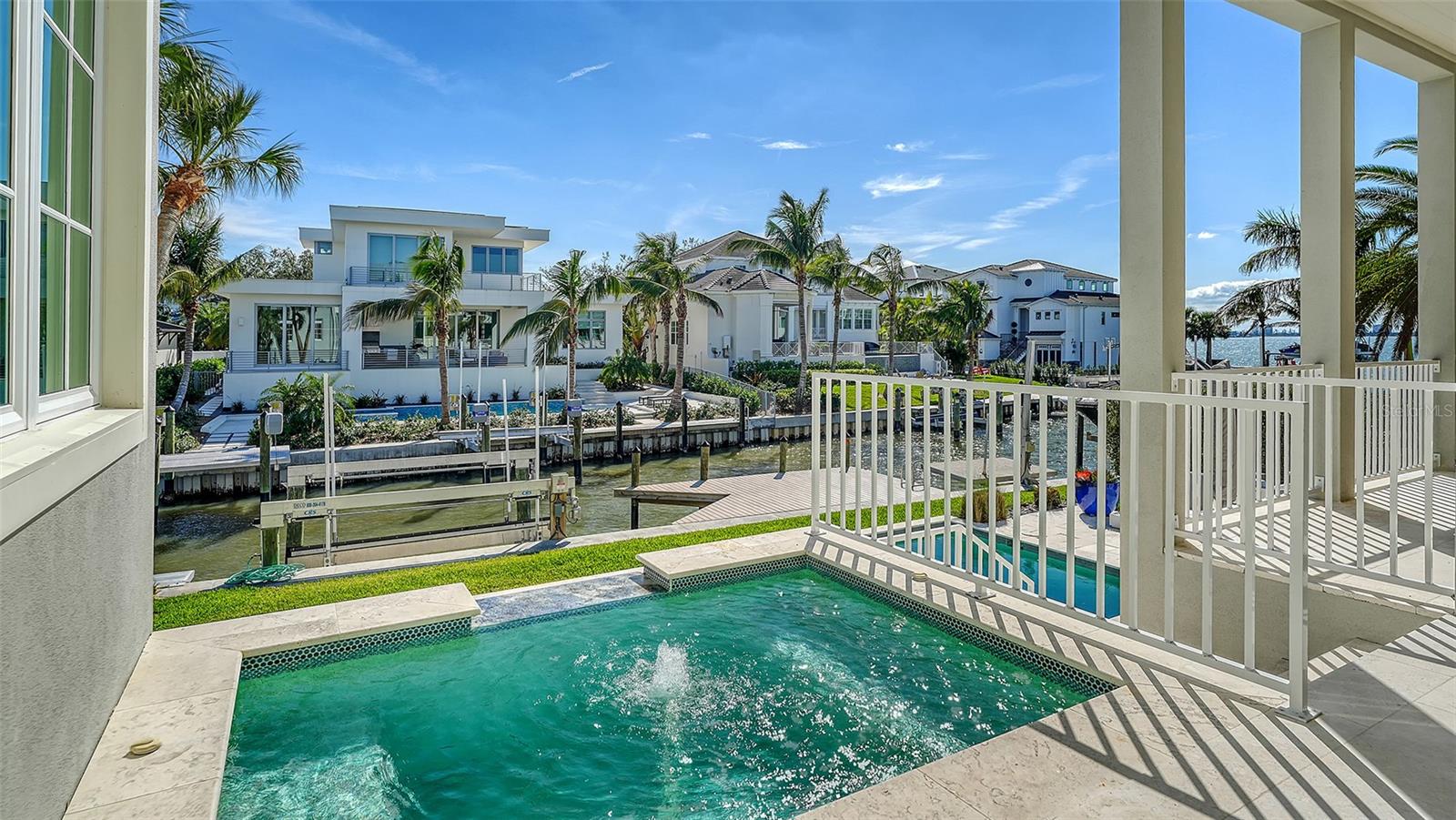 Listing photo id 84 for 1516 Sandpiper Lane