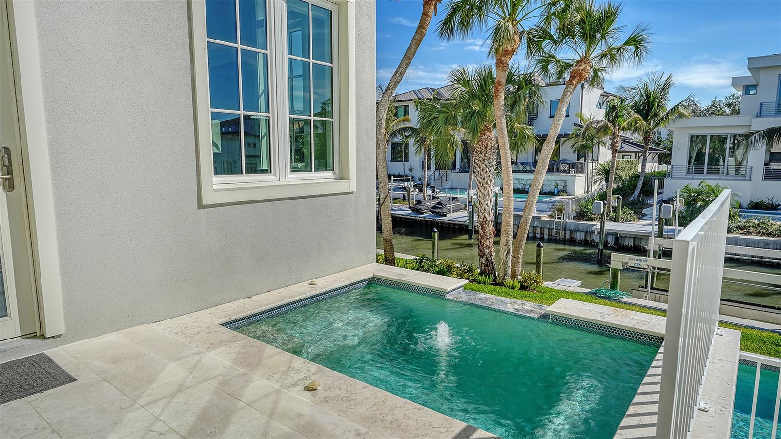 Listing photo id 85 for 1516 Sandpiper Lane