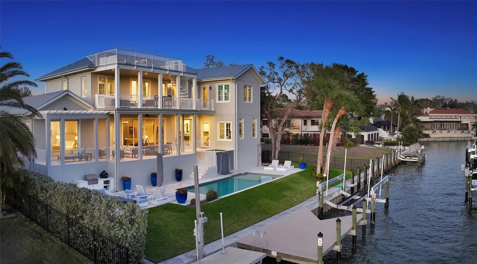 Listing photo id 7 for 1516 Sandpiper Lane