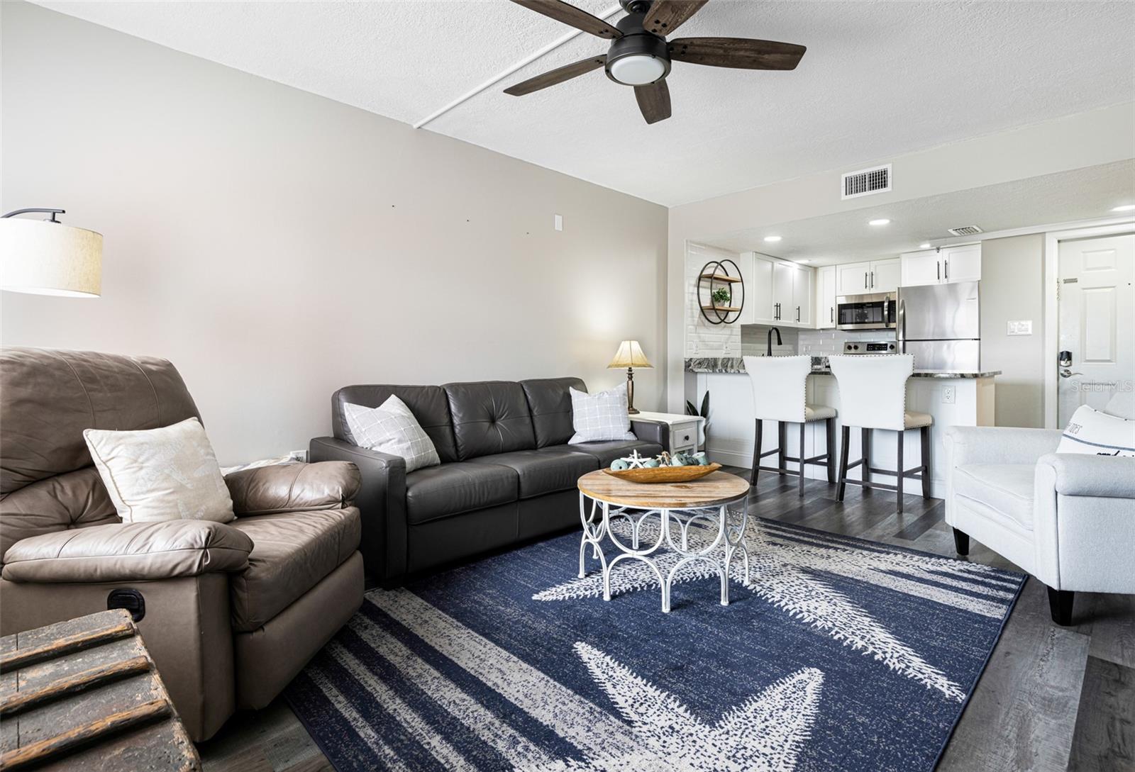 Image 3 of 26 For 3170 Matecumbe Key Road 111