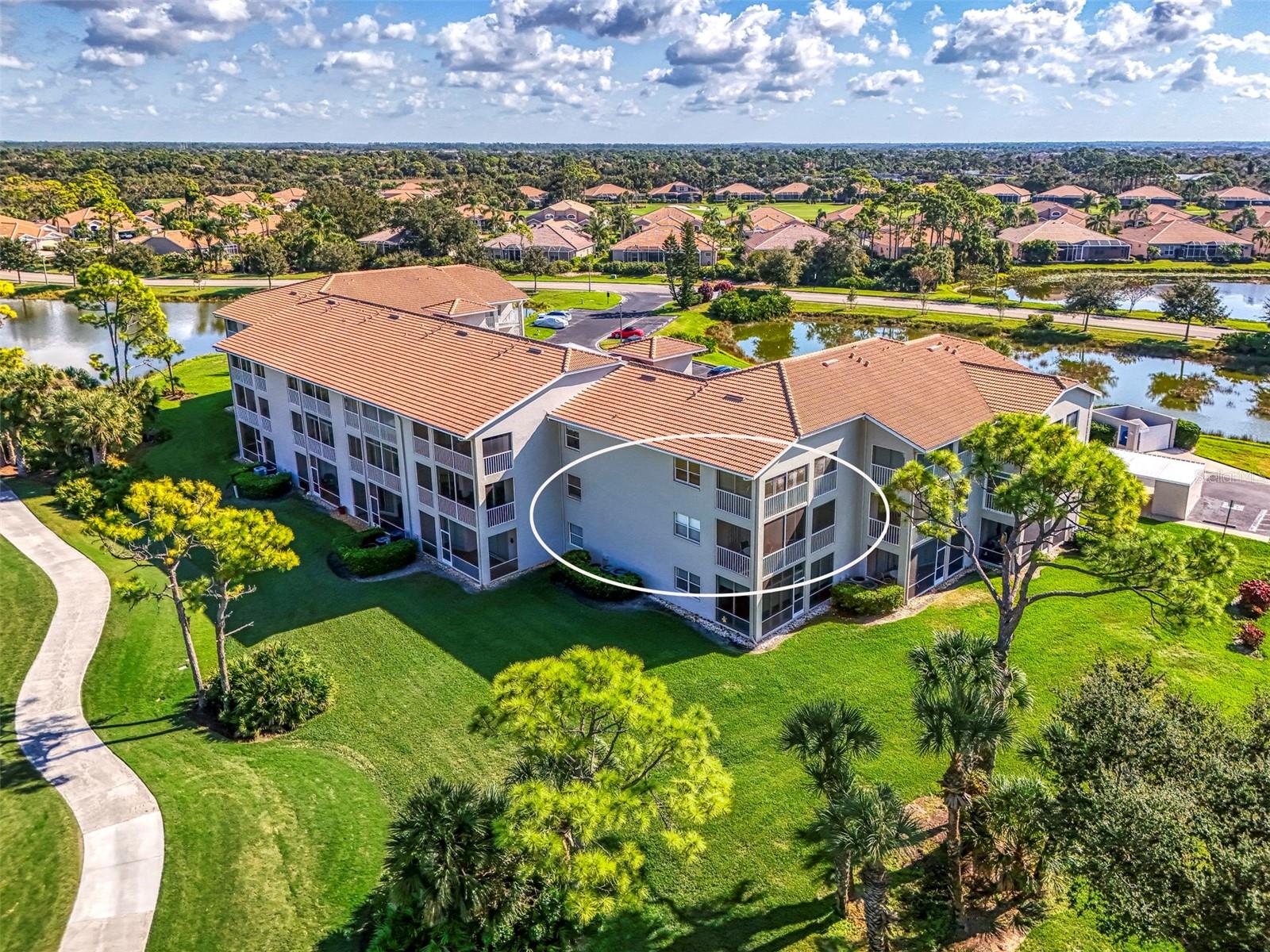 Image 49 of 86 For 9610 Club South  4203