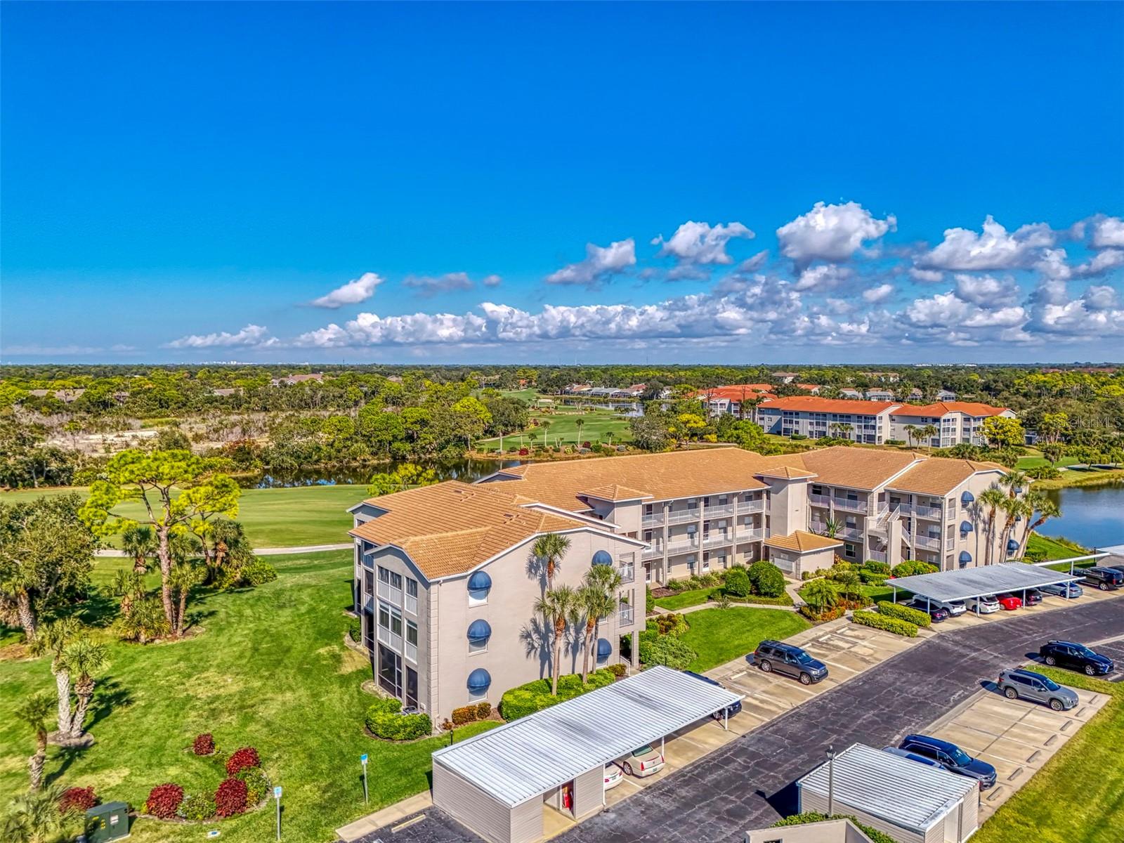 Image 5 of 86 For 9610 Club South  4203