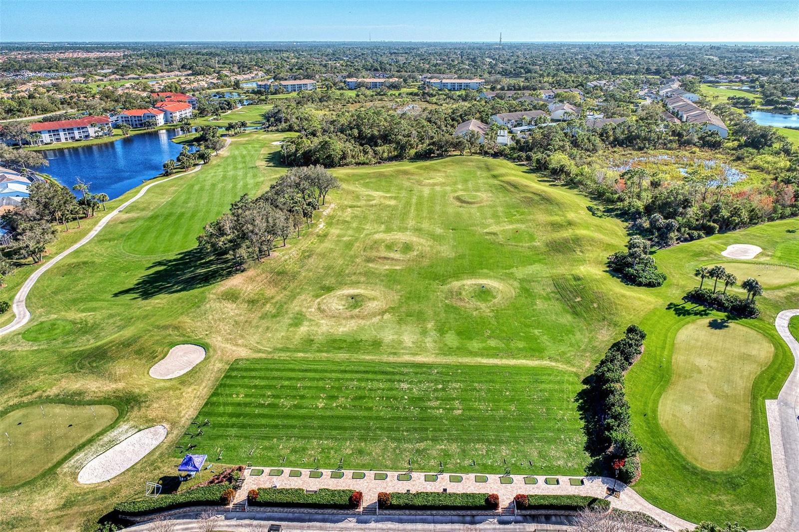 Image 63 of 86 For 9610 Club South  4203