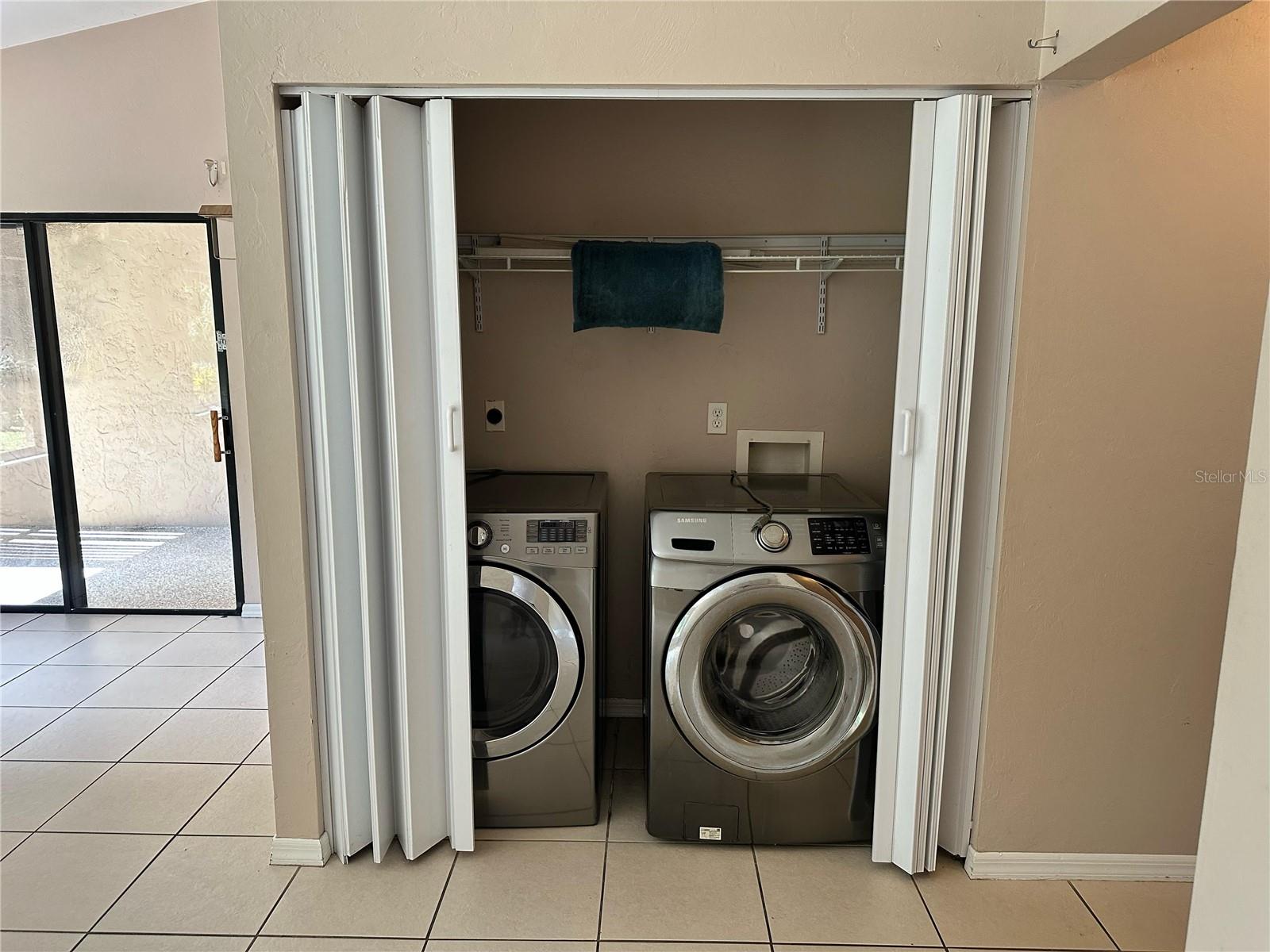 Image 7 of 31 For 1025 24th Avenue 1