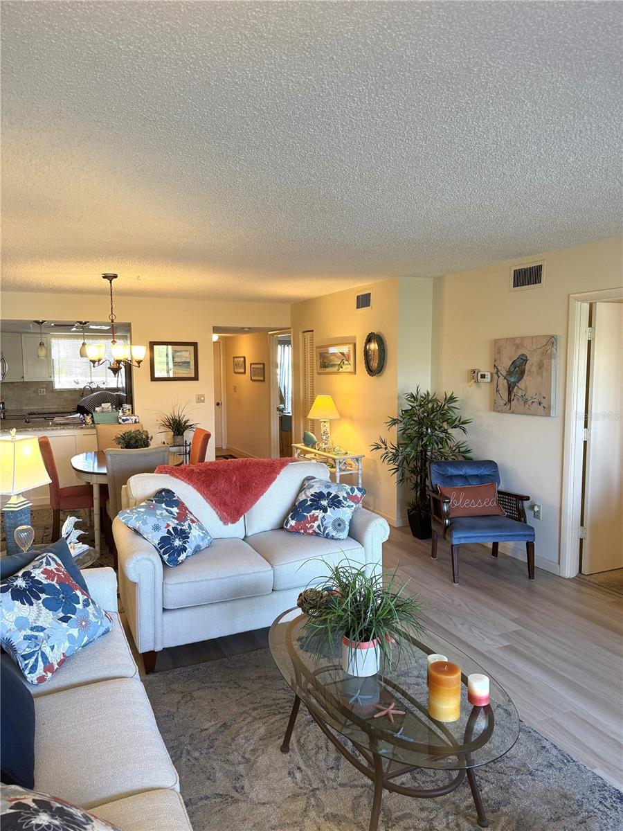 Image 4 of 64 For 3500 El Conquistador Parkway 357