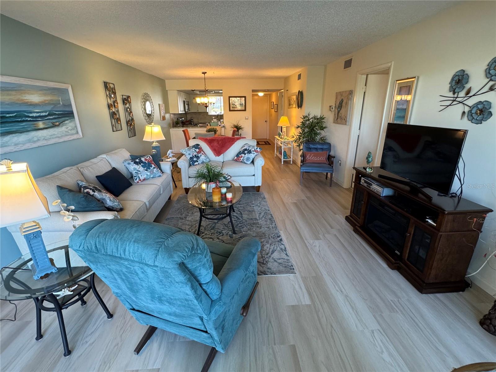 Image 7 of 64 For 3500 El Conquistador Parkway 357