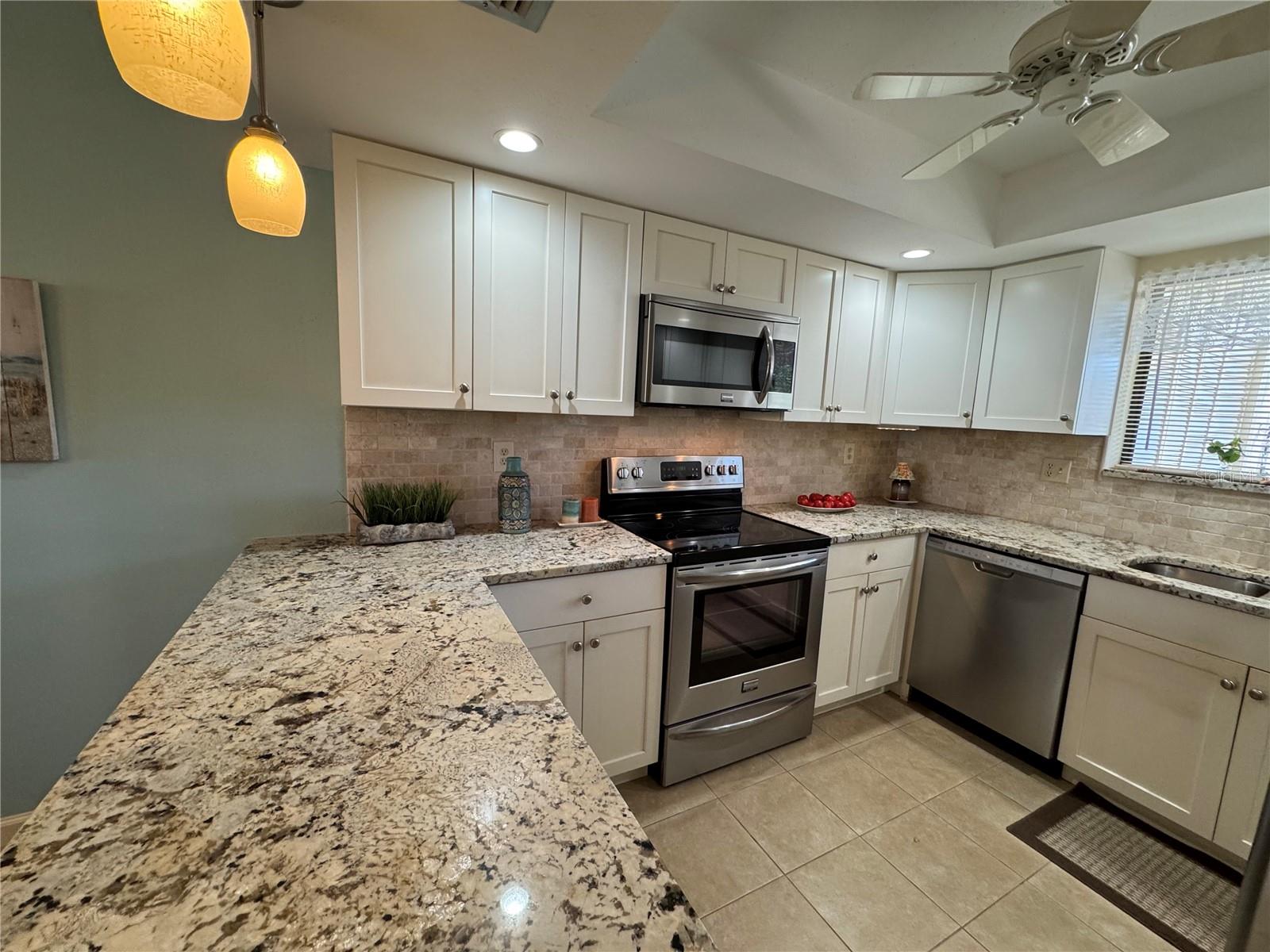 Image 8 of 64 For 3500 El Conquistador Parkway 357