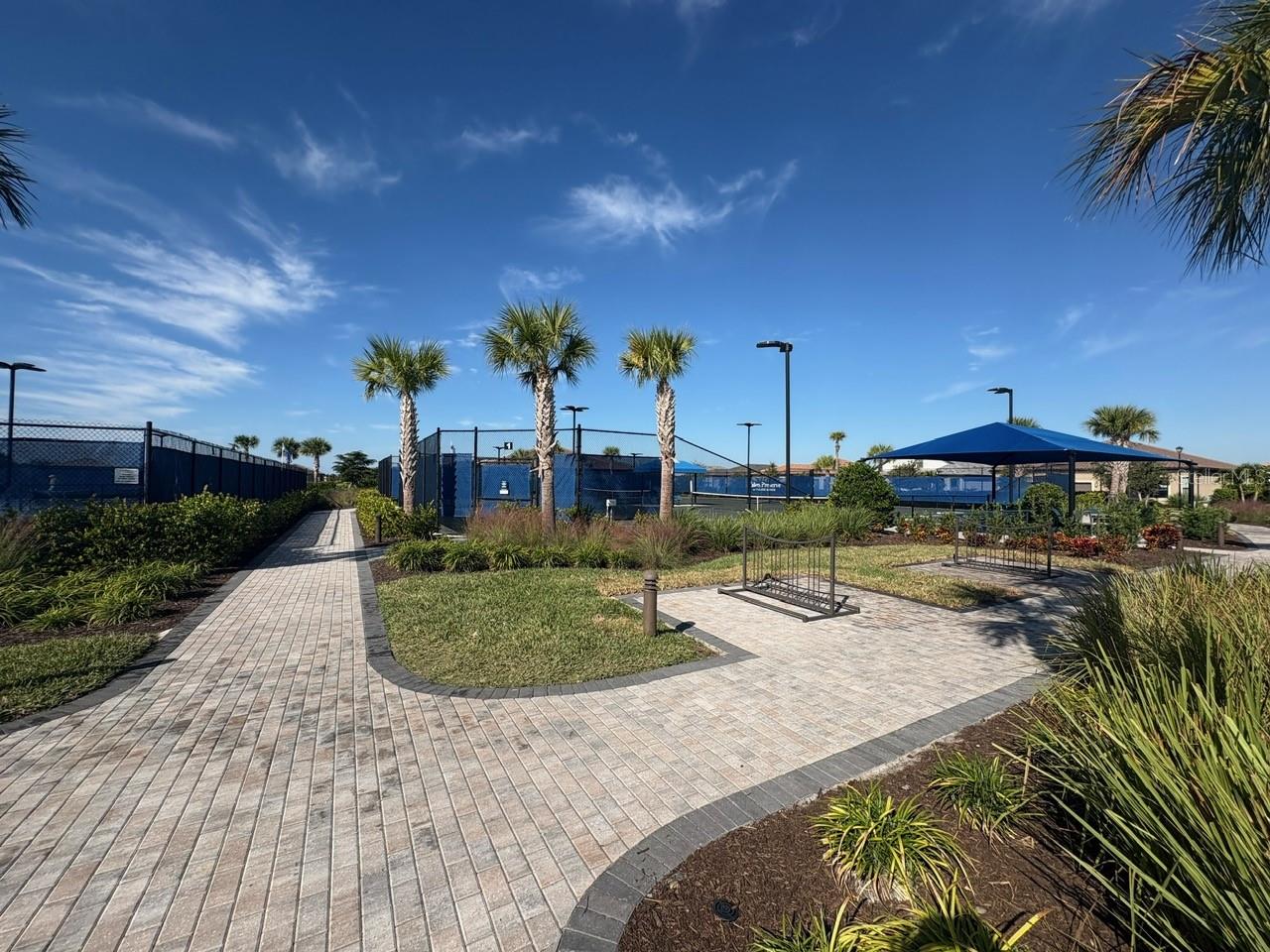 Image 15 of 18 For 14586 Mossy Pine Court