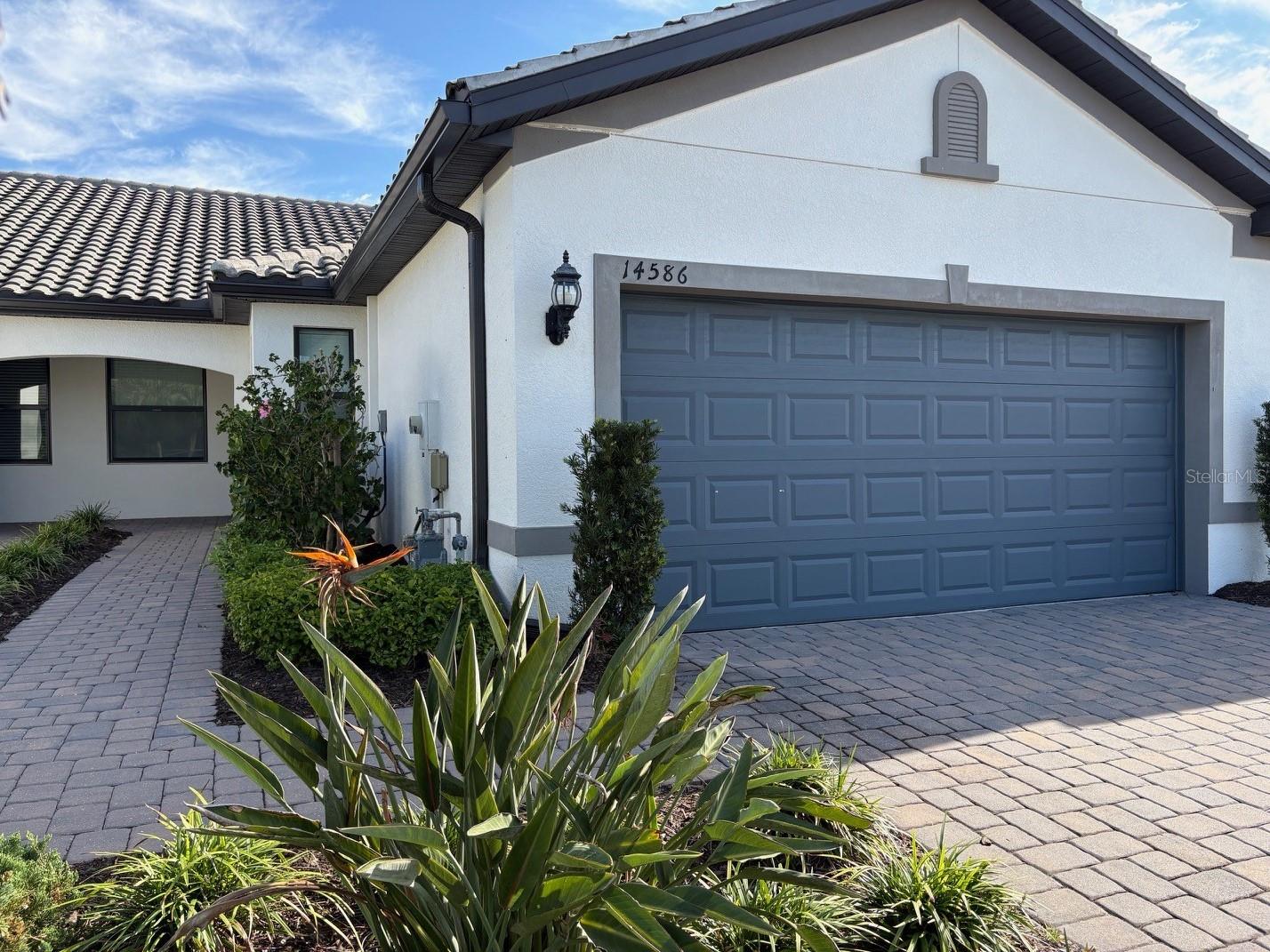 Image 2 of 18 For 14586 Mossy Pine Court