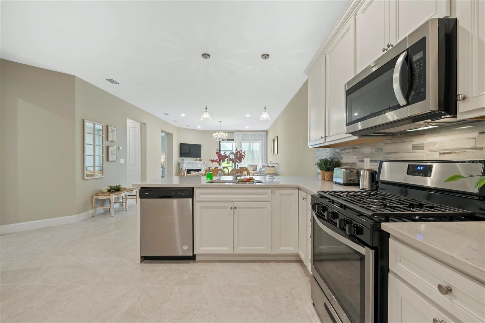 Image 3 of 18 For 14586 Mossy Pine Court