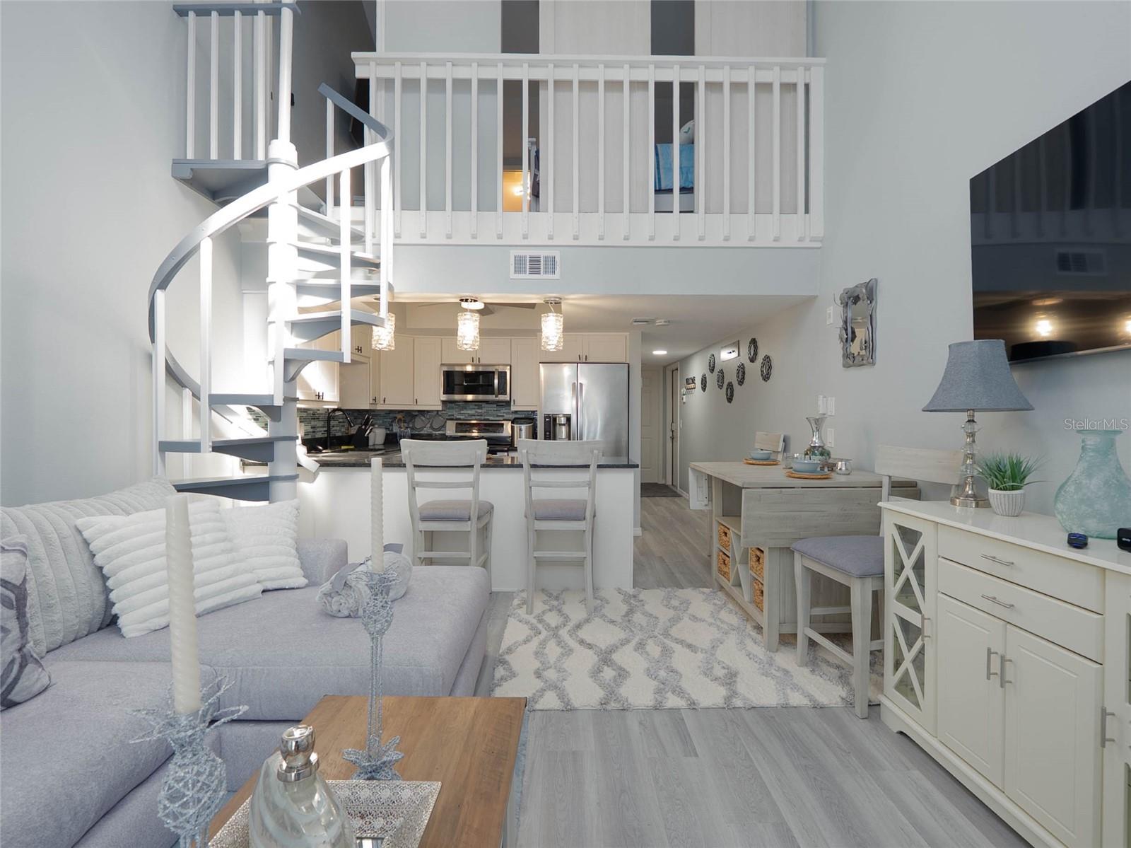 Image 23 of 44 For 4410 Warren Avenue 216