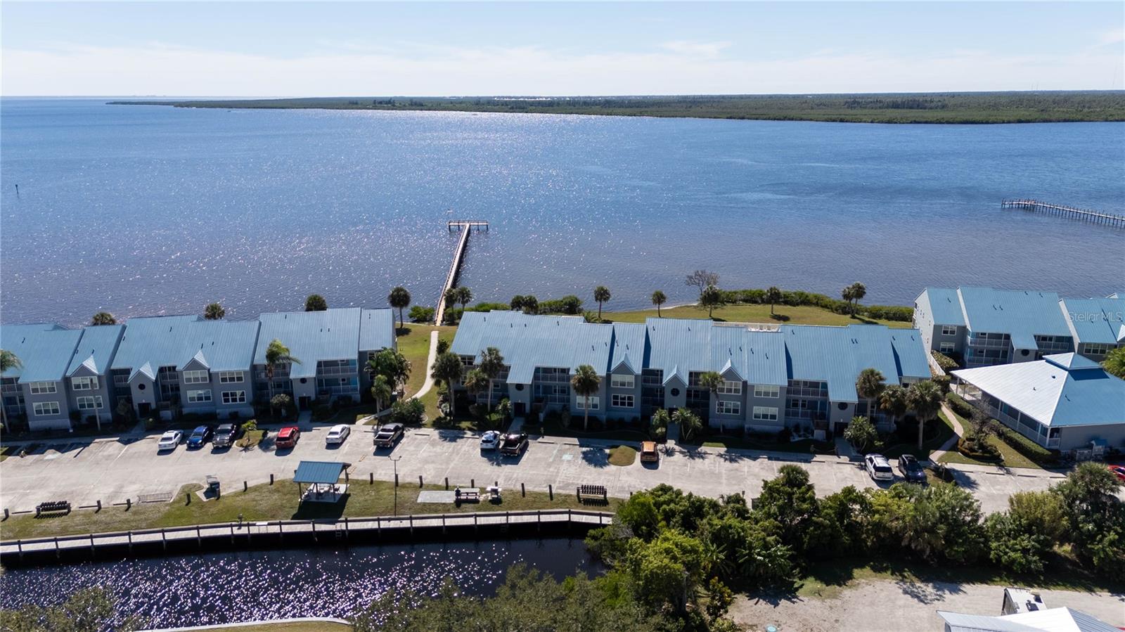 Image 4 of 44 For 4410 Warren Avenue 216