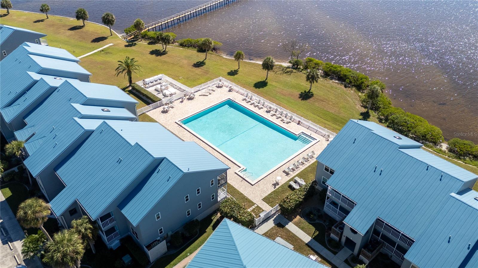 Image 6 of 44 For 4410 Warren Avenue 216