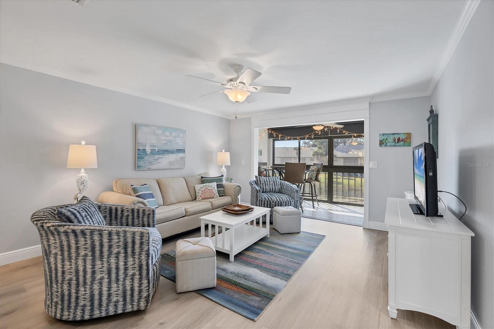 Image 10 of 40 For 370 Three Lakes Lane F