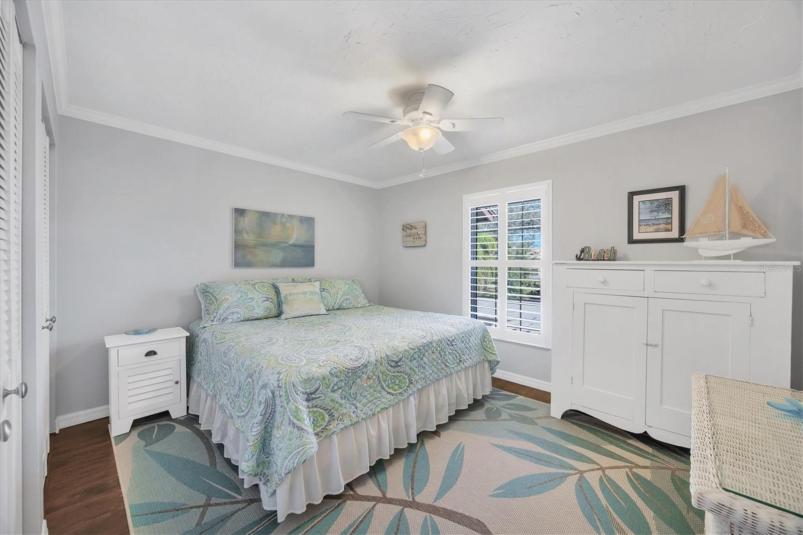 Image 26 of 40 For 370 Three Lakes Lane F