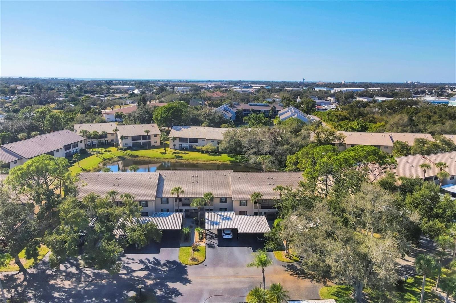 Image 37 of 40 For 370 Three Lakes Lane F