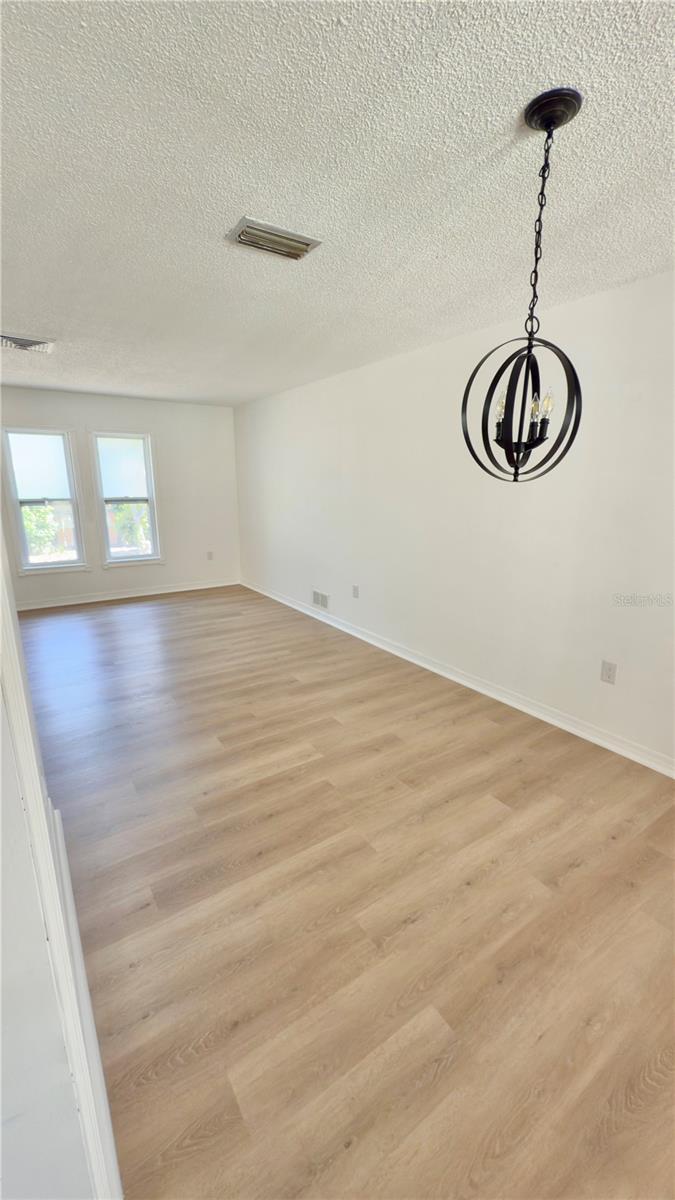 Image 4 of 20 For 4108 Prescott Street