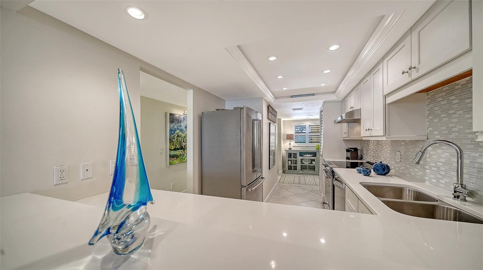 Image 12 of 69 For 8773 Midnight Pass Road 204g