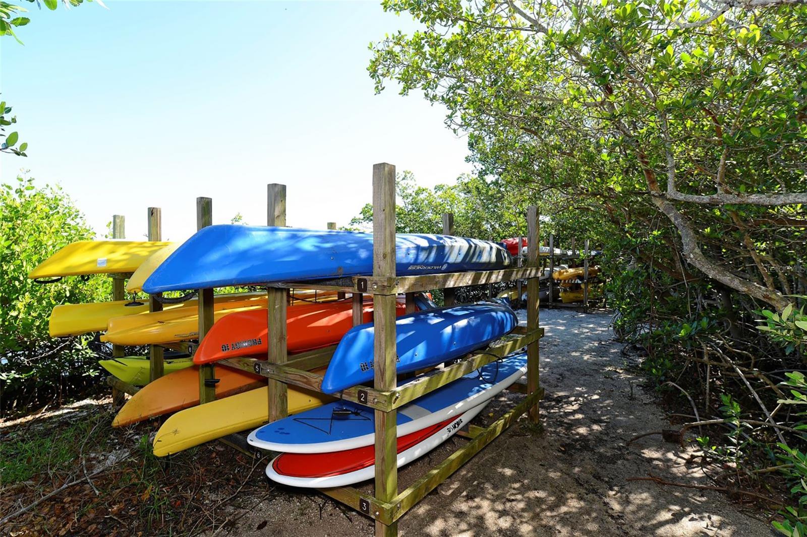 Image 48 of 69 For 8773 Midnight Pass Road 204g