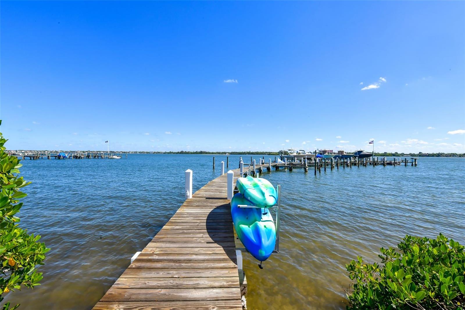 Image 50 of 69 For 8773 Midnight Pass Road 204g