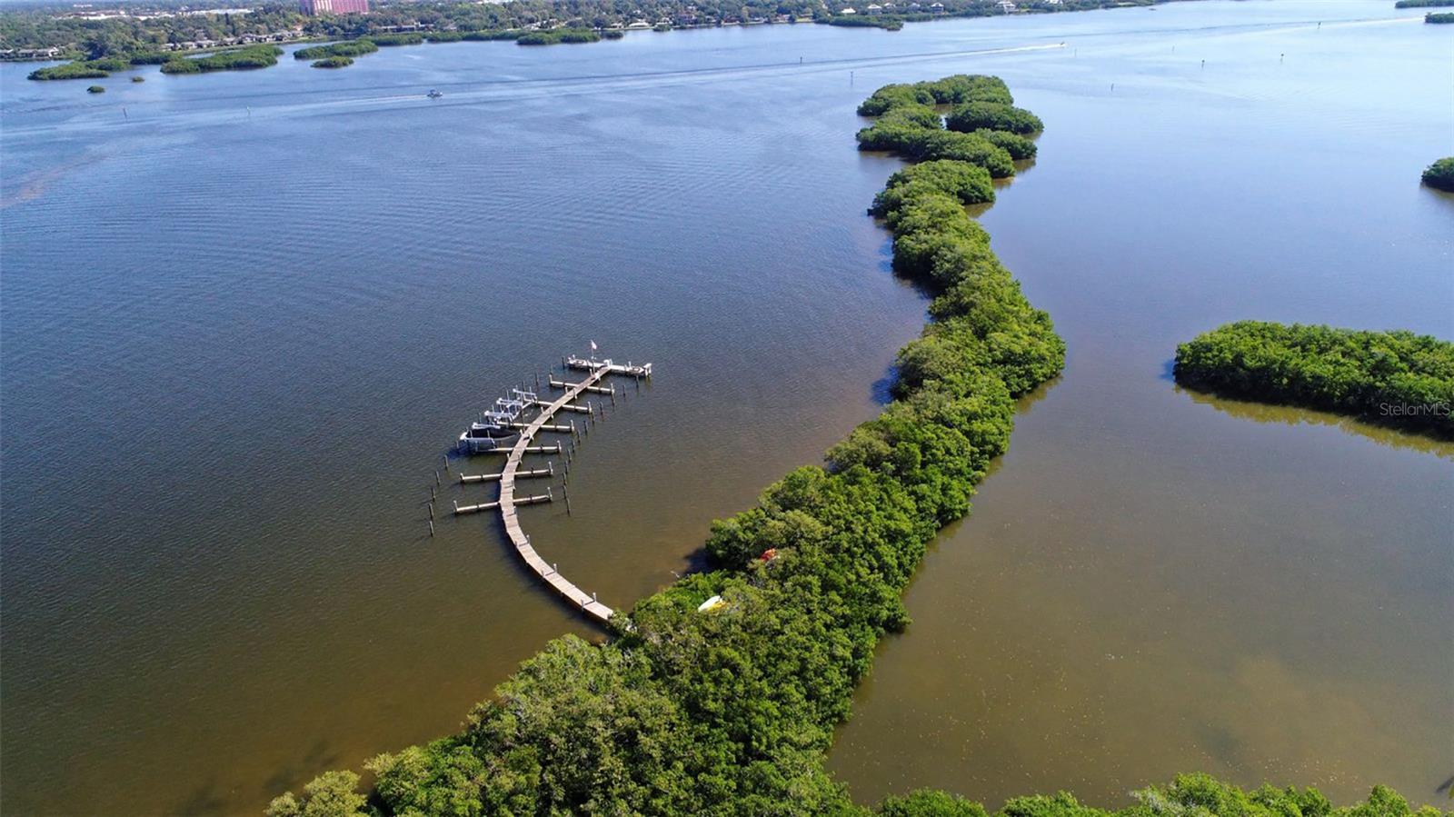 Image 54 of 69 For 8773 Midnight Pass Road 204g