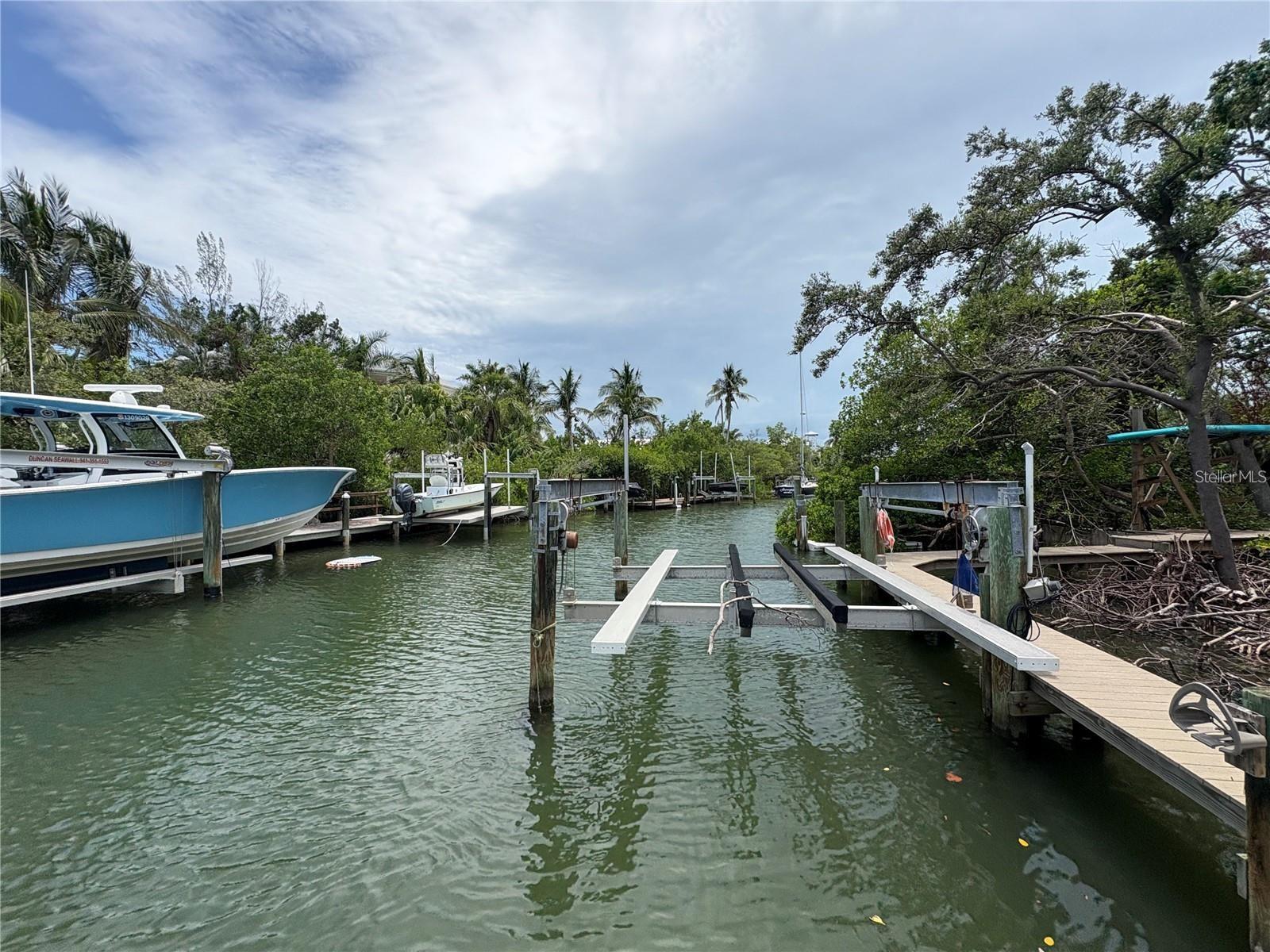 Image 15 of 23 For 3441 Gulfmead Drive