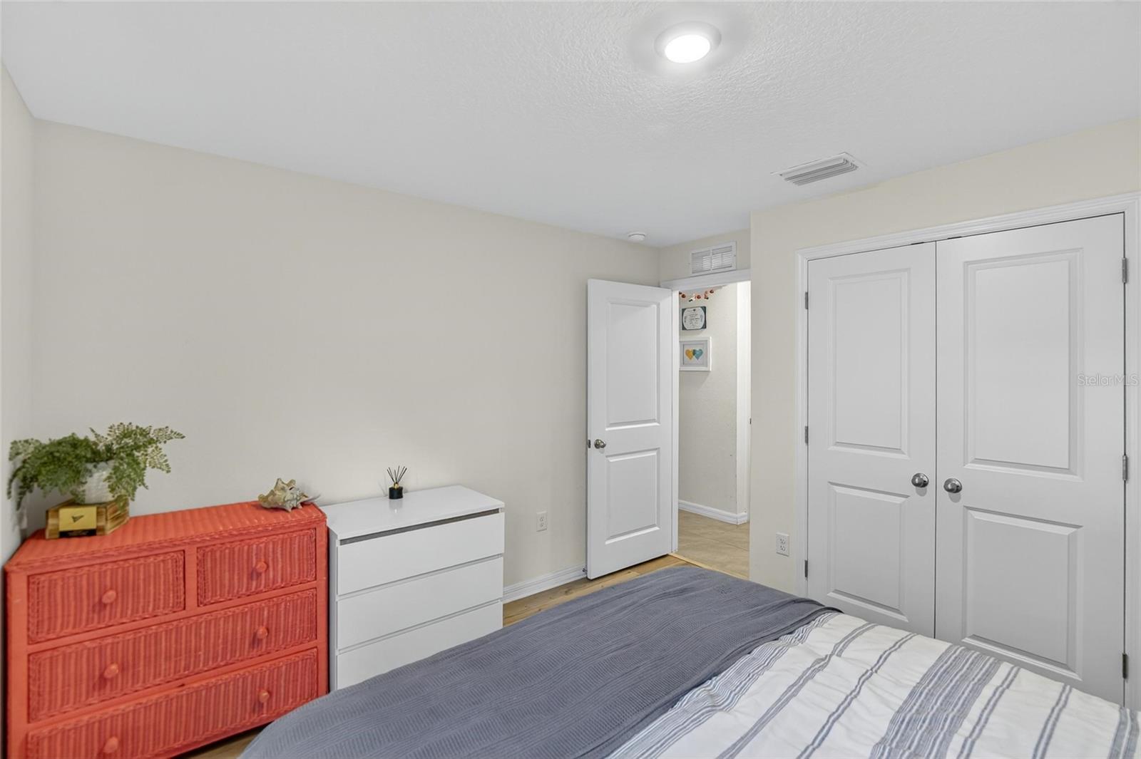 Image 17 of 41 For 7751 Rosewood Garden Loop