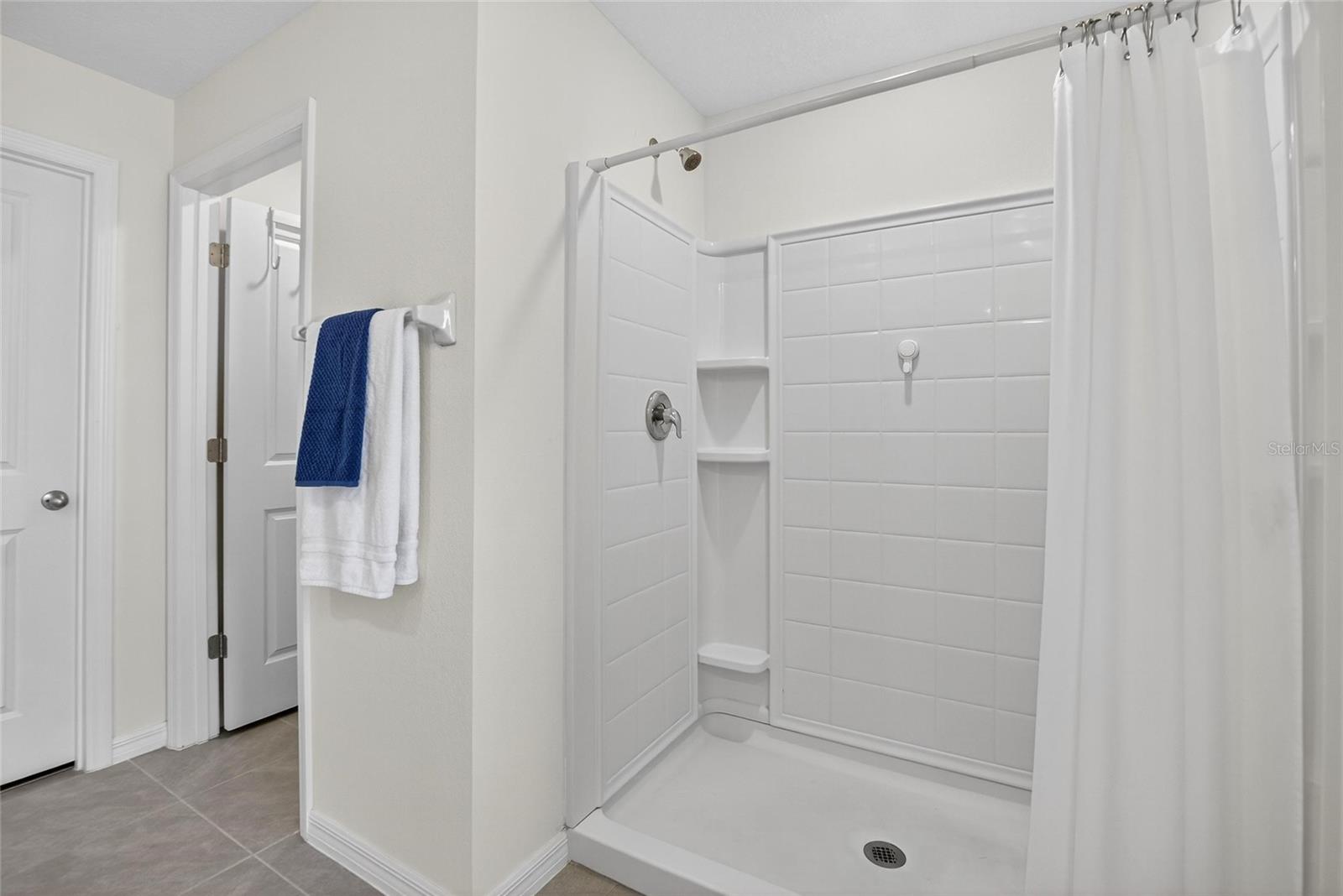 Image 25 of 41 For 7751 Rosewood Garden Loop