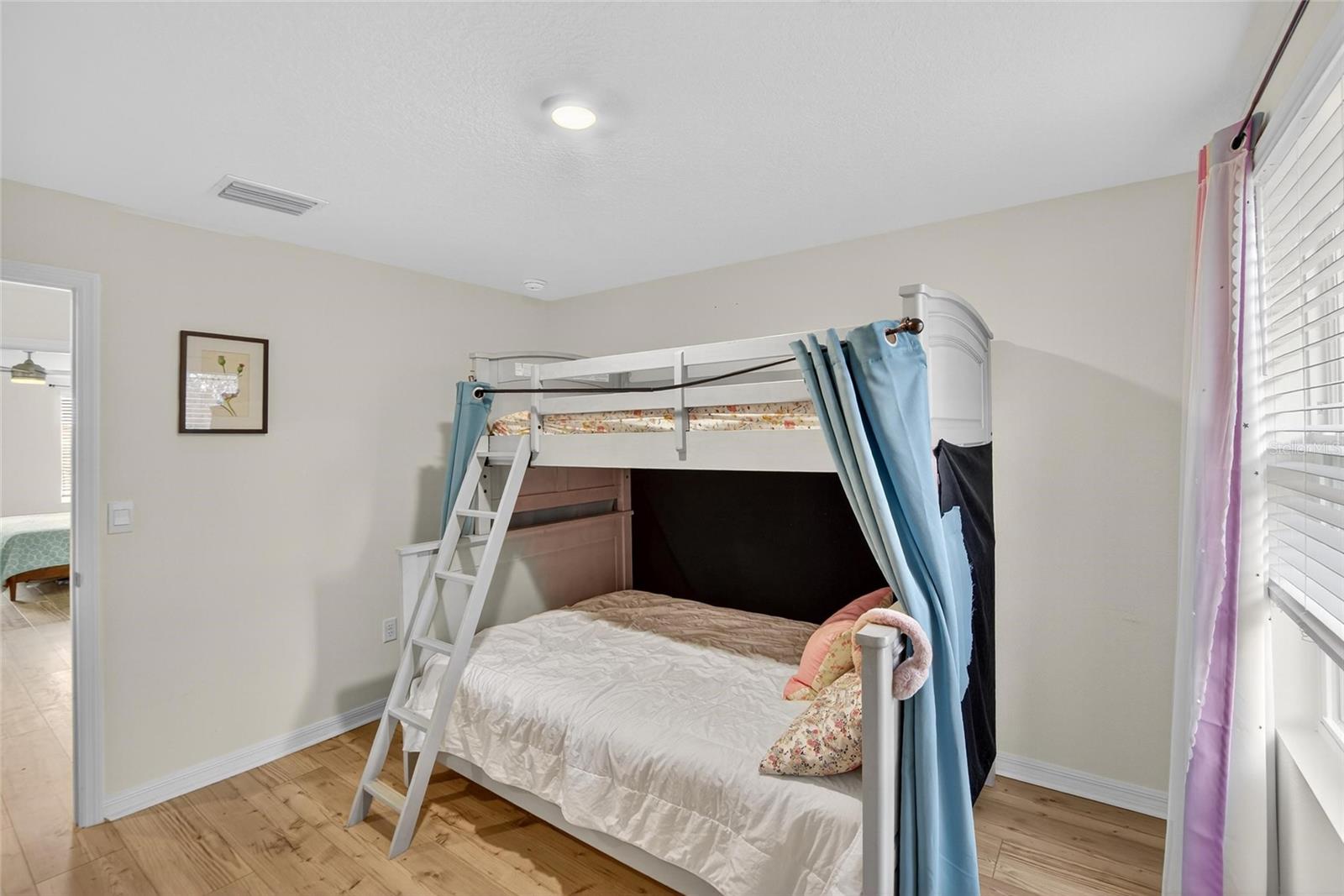 Image 28 of 41 For 7751 Rosewood Garden Loop