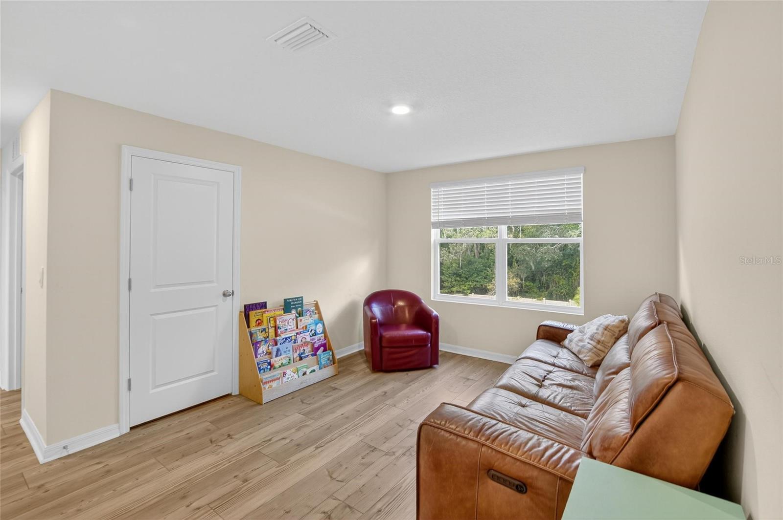 Image 30 of 41 For 7751 Rosewood Garden Loop