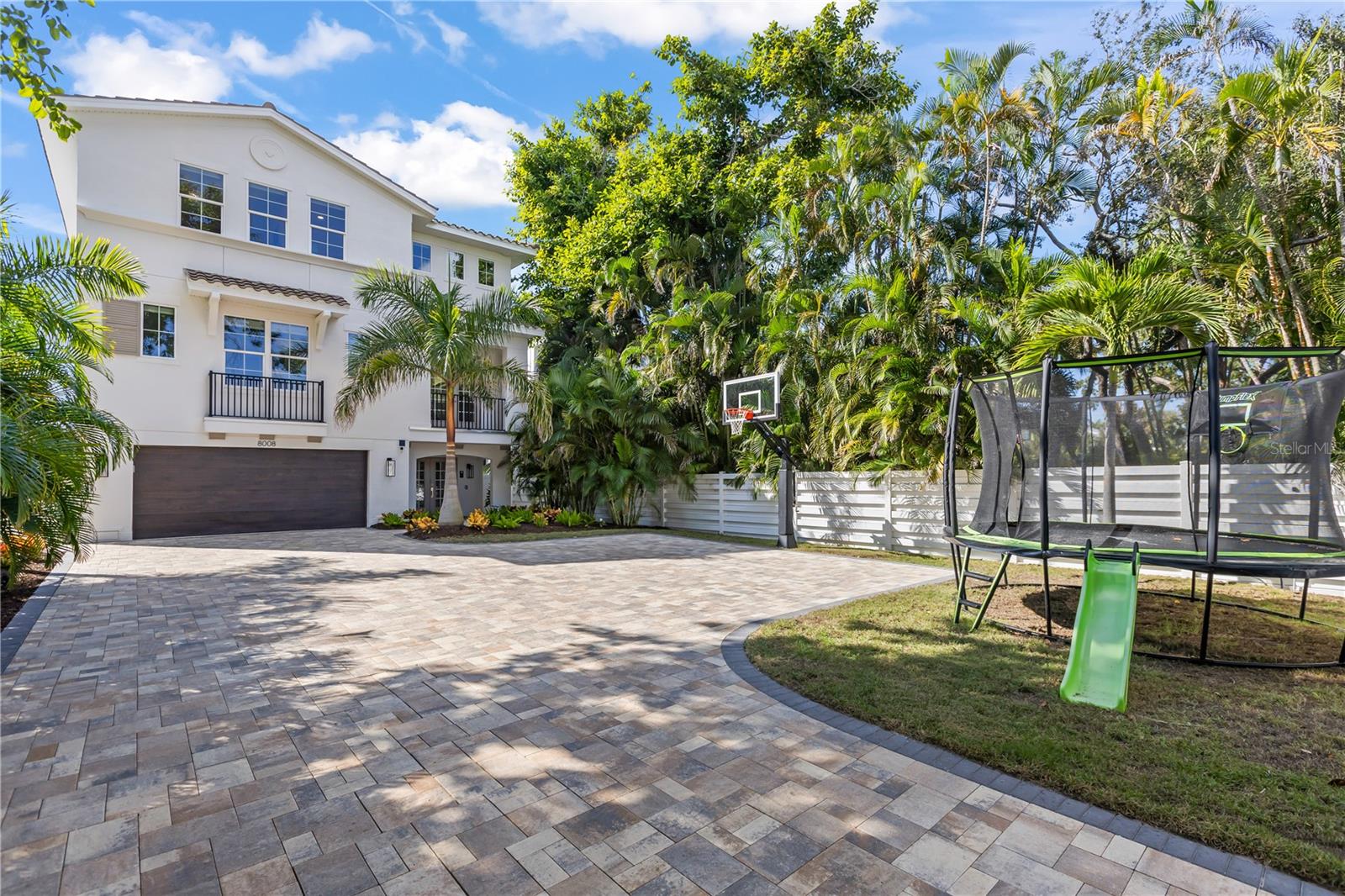 Image 54 of 67 For 8008 Midnight Pass Road