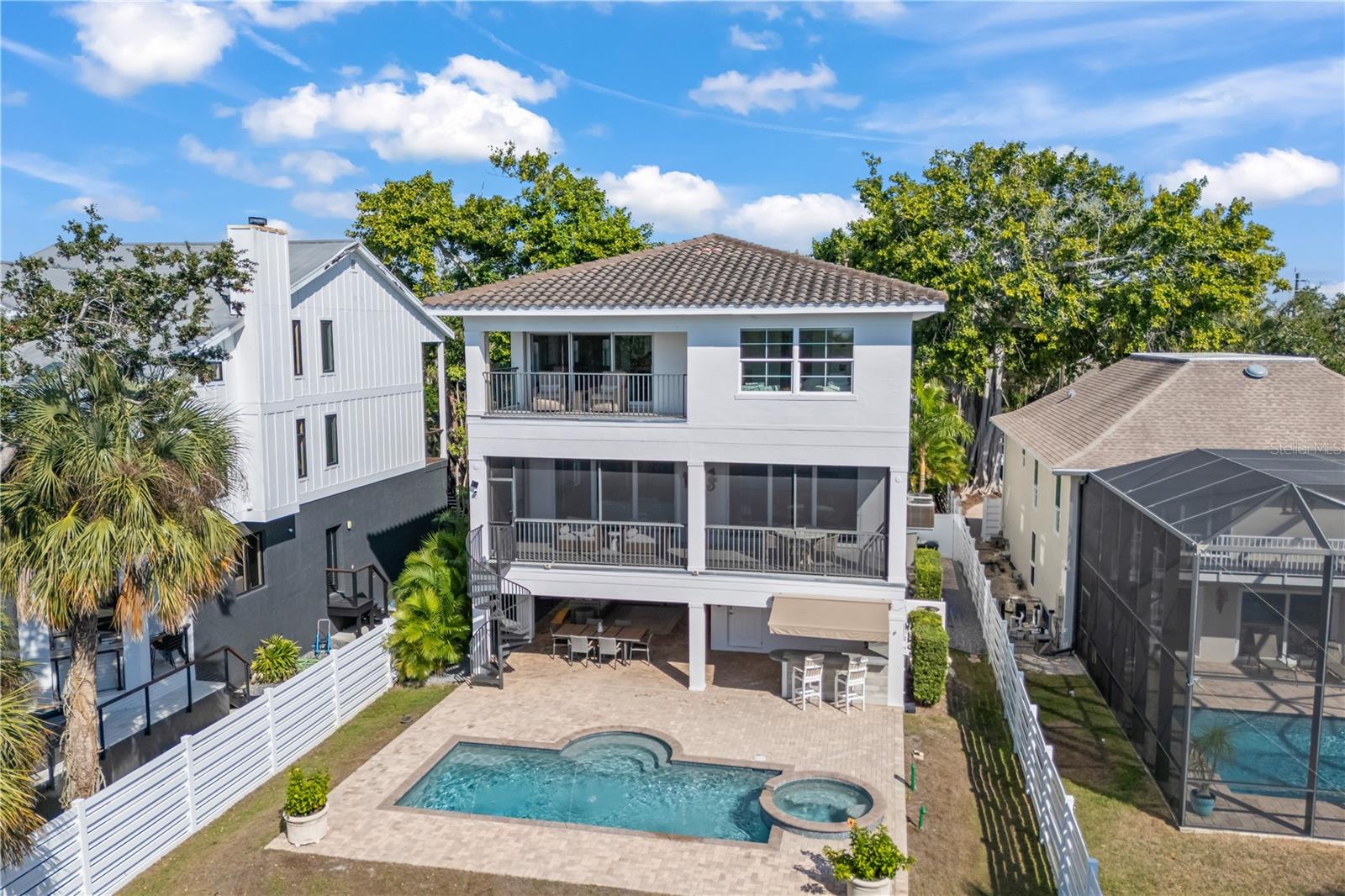 Image 55 of 67 For 8008 Midnight Pass Road